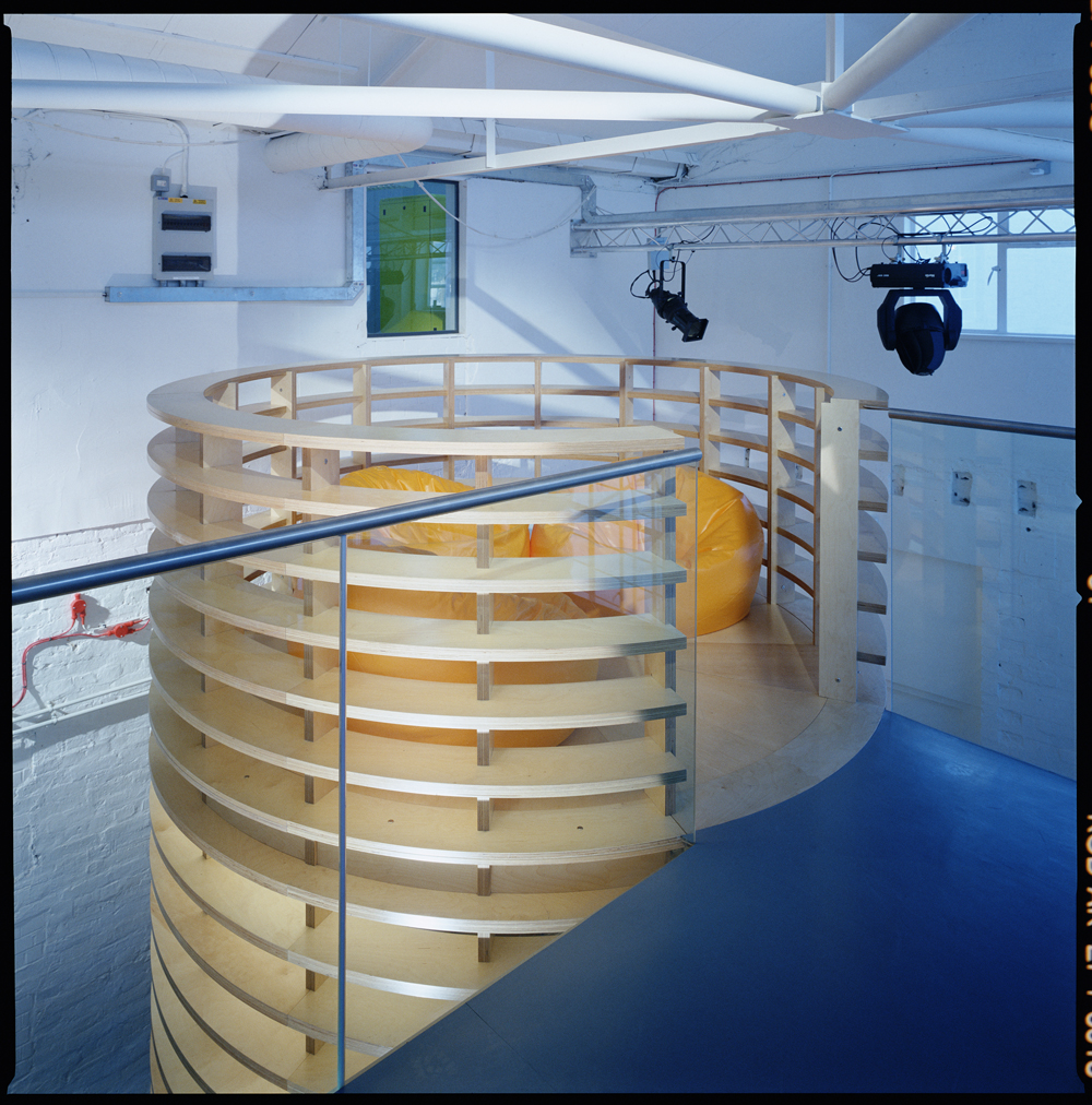 BT Cellnet/02 Mobile Applications Development & Implementation Centre ...