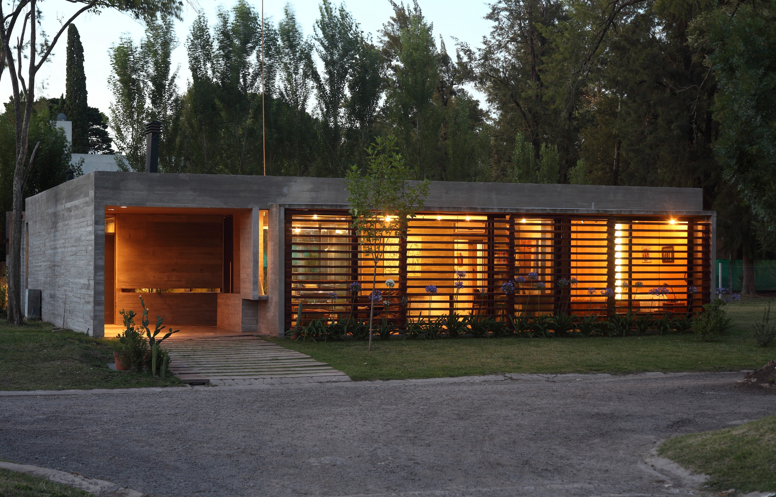 BA House