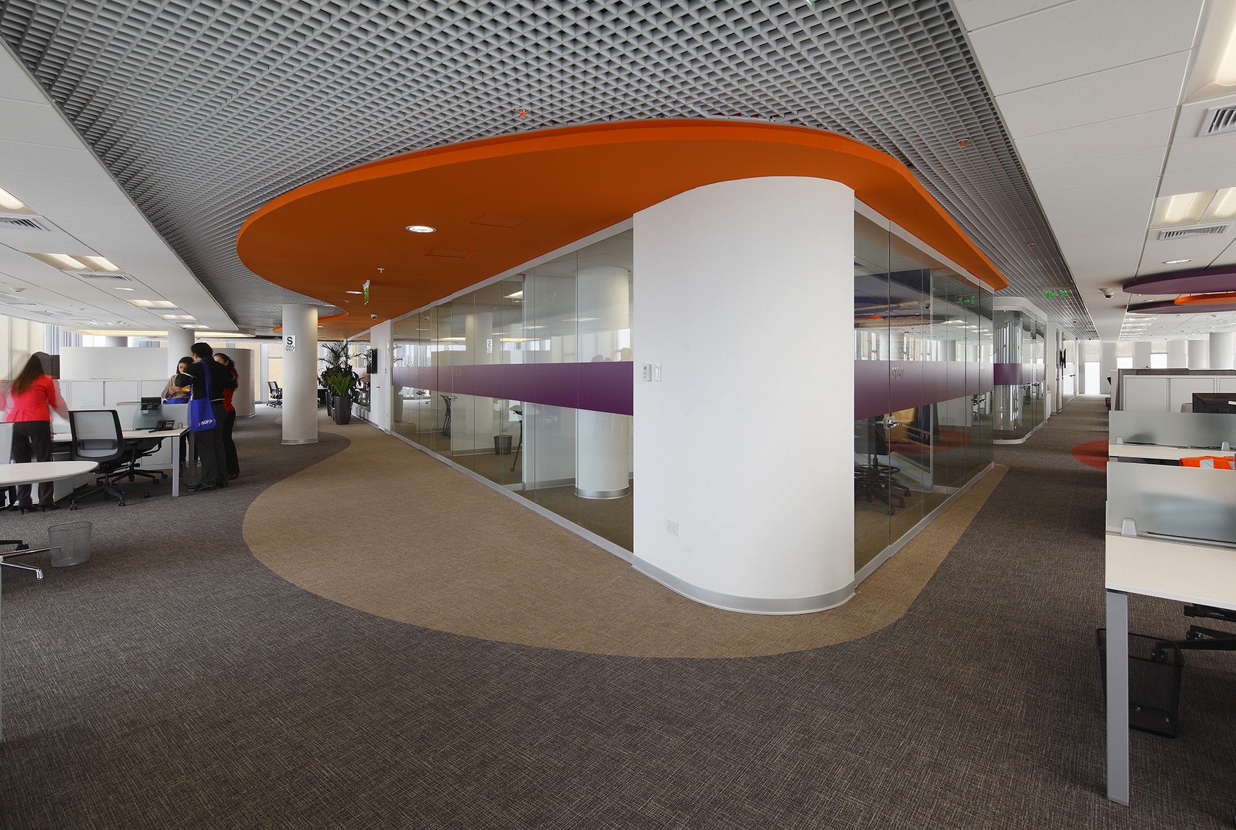 Work Experience of L’Oréal Peru | 3g-office | workplace innovation