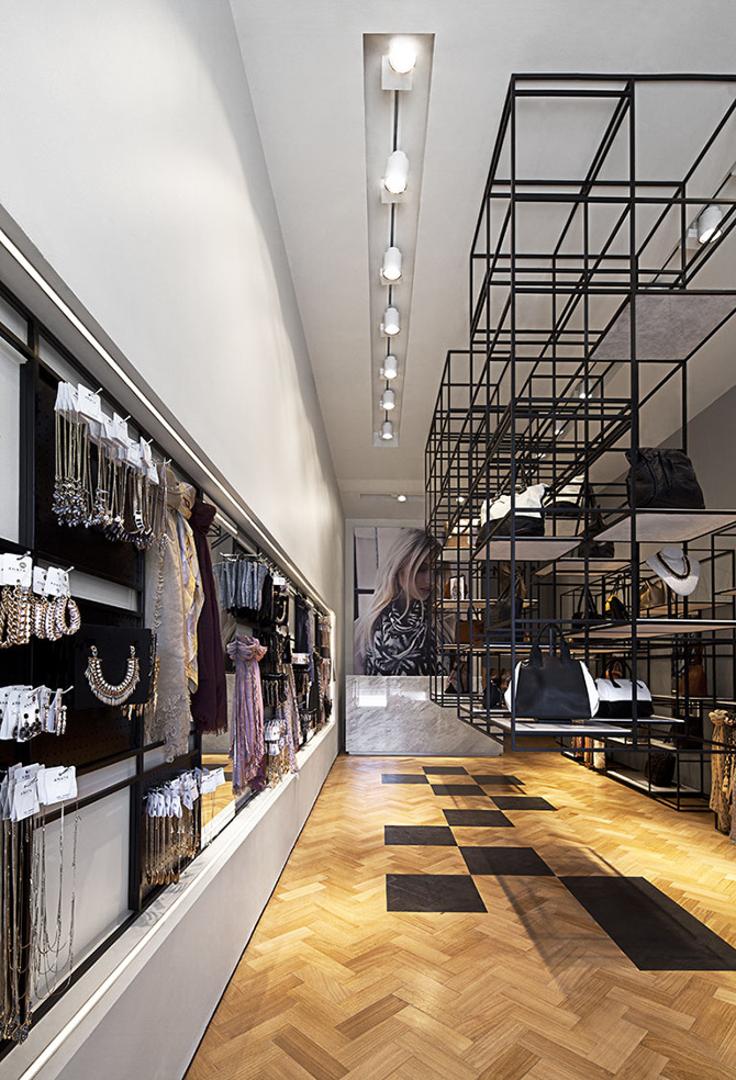 Anaya Store | UnArquitectura | Archello