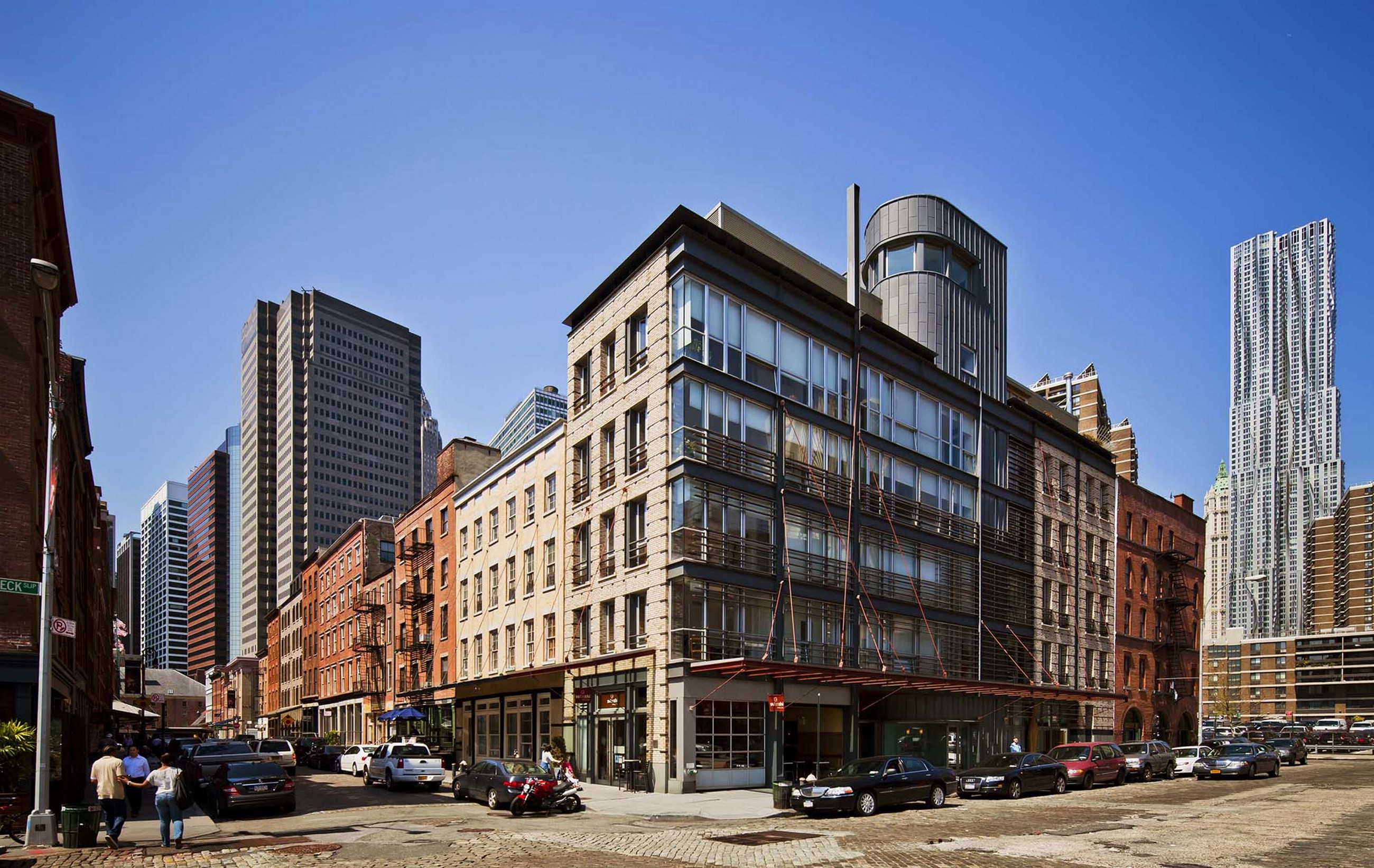 HISTORIC FRONT STREET | COOKFOX Architects | Archello, image size:2600x1644