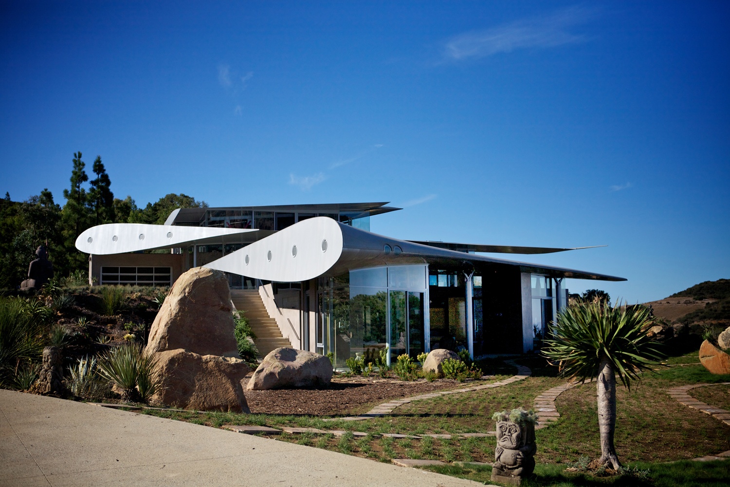 David Hertz 747 Wing House