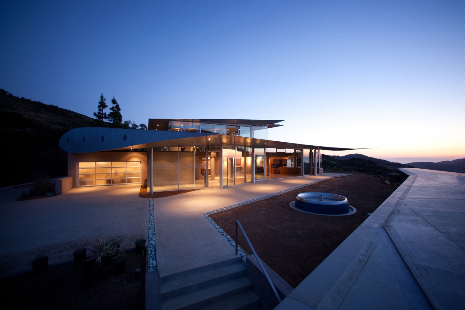 David Hertz 747 Wing House
