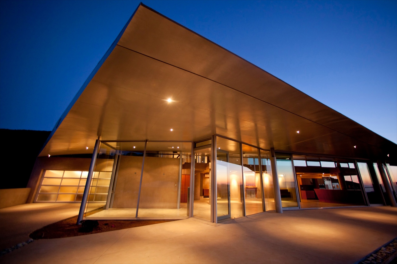 David Hertz 747 Wing House