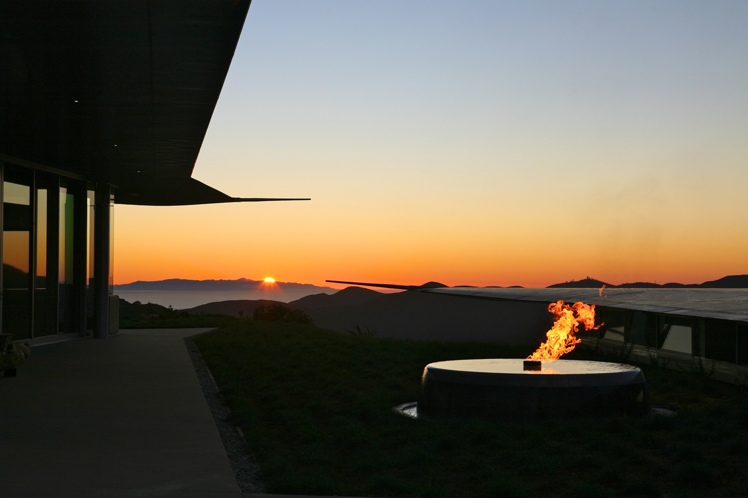 David Hertz 747 Wing House