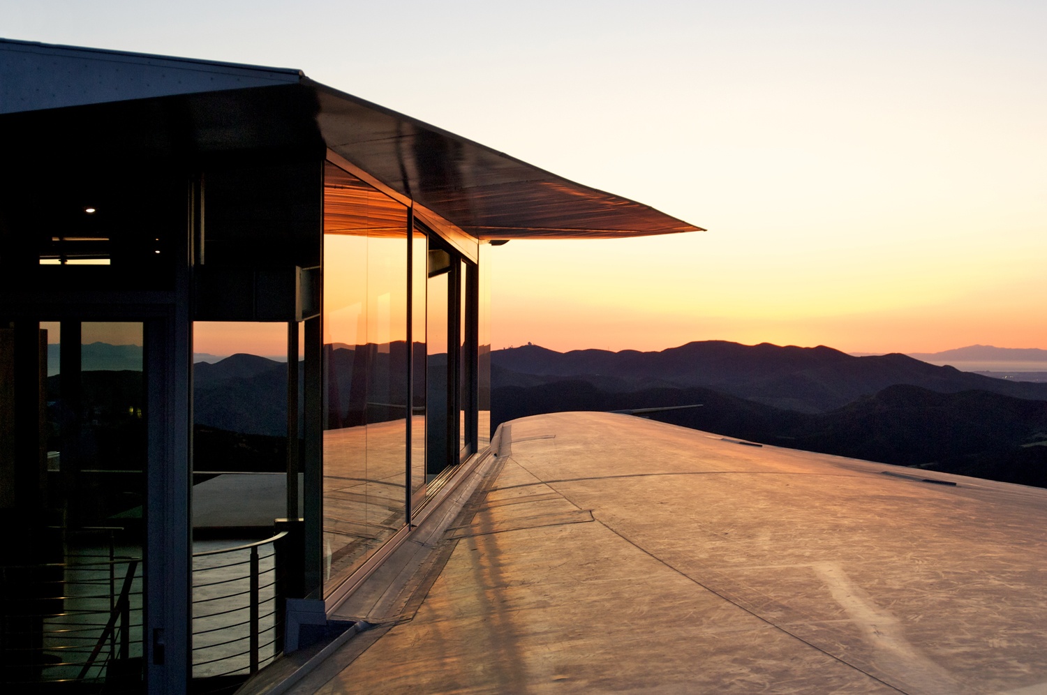 David Hertz 747 Wing House