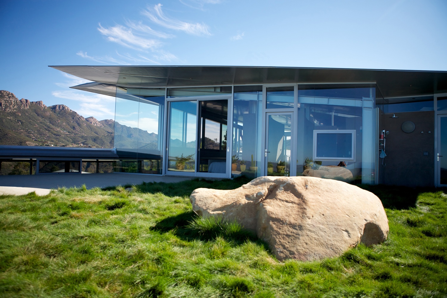 David Hertz 747 Wing House