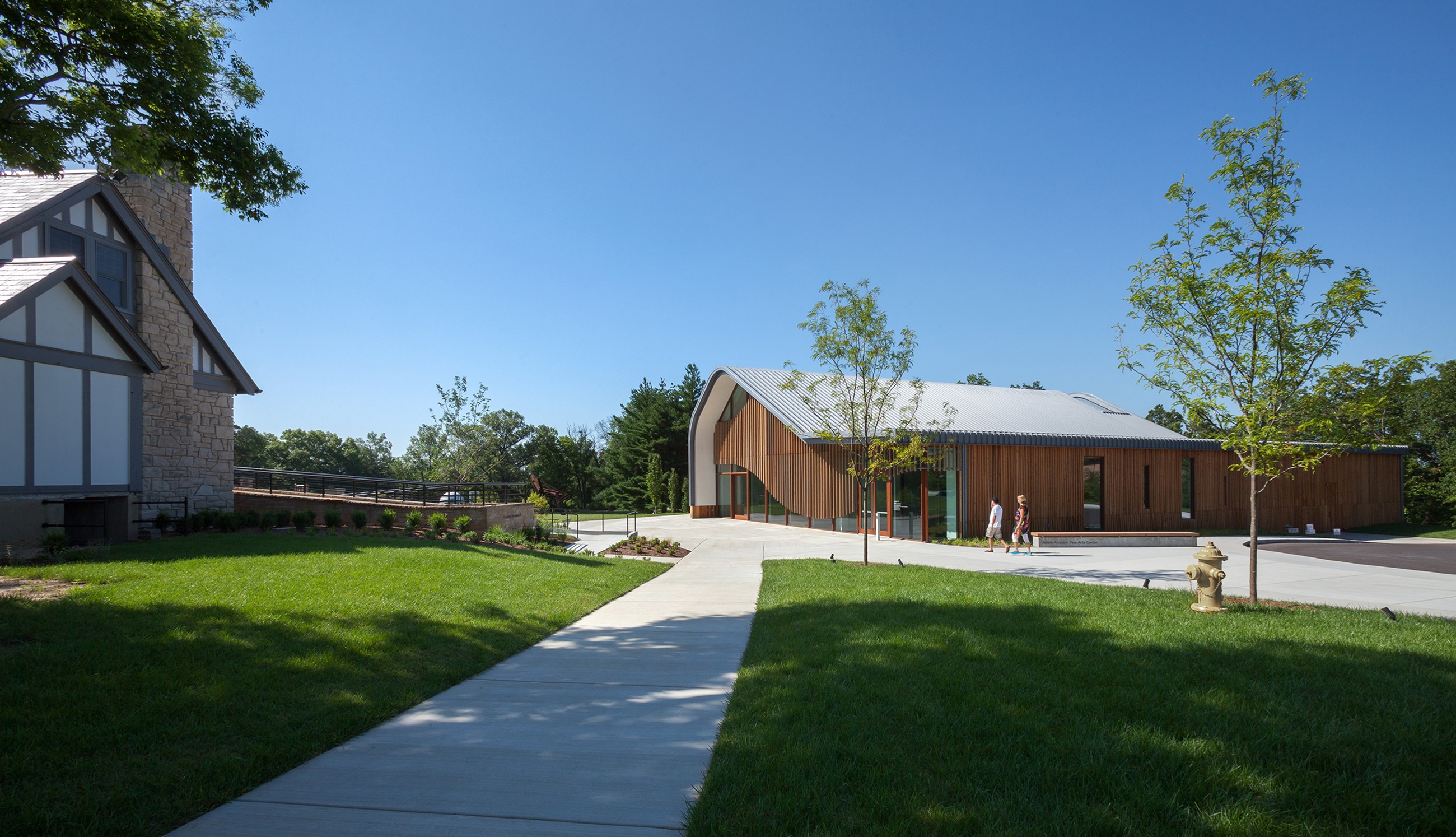 Gallery of Adam Aronson Fine Arts Center Trivers Associates Medios