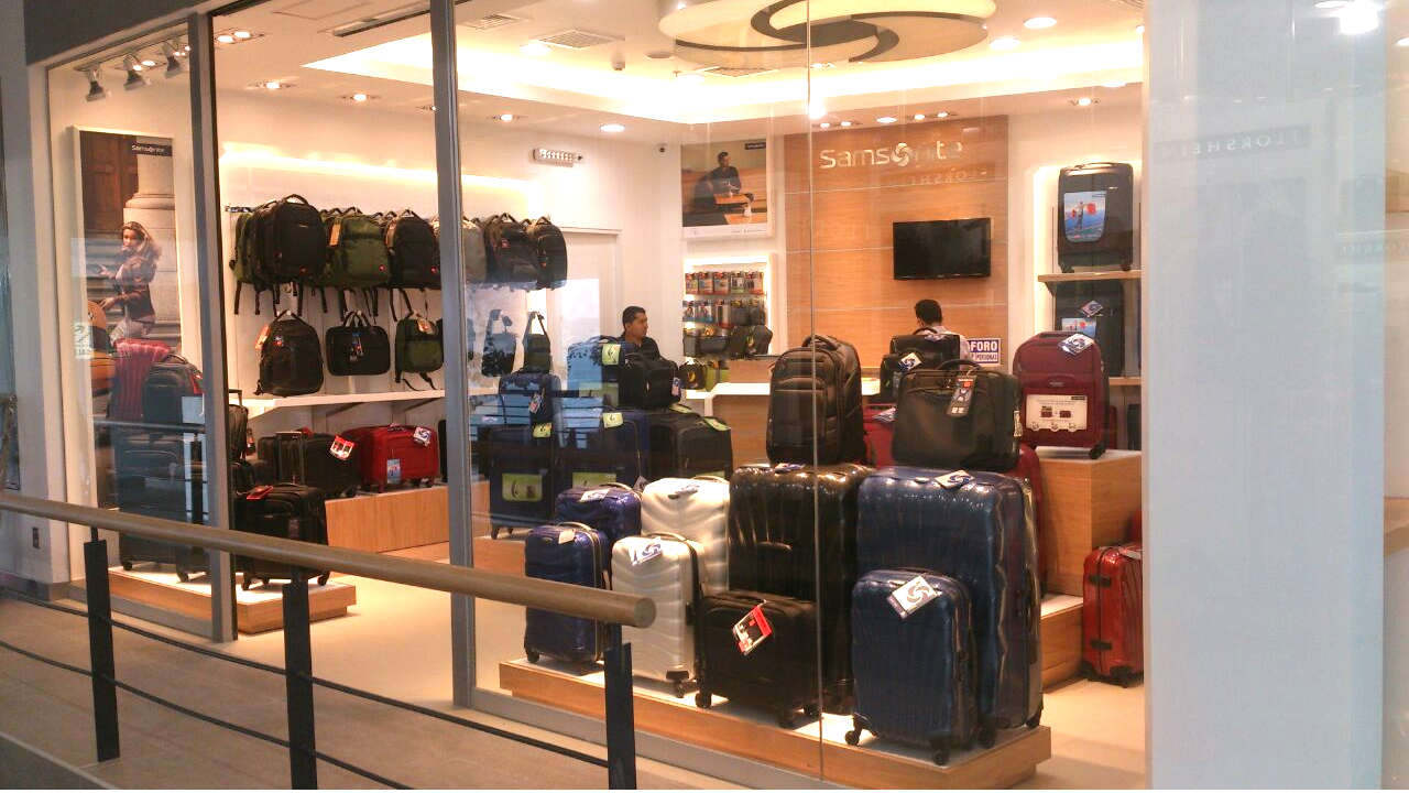 Klépierre trae una nueva forma de viajar a Nueva Condomina con la tienda de  maletas Gabol - Ediciones Sibila