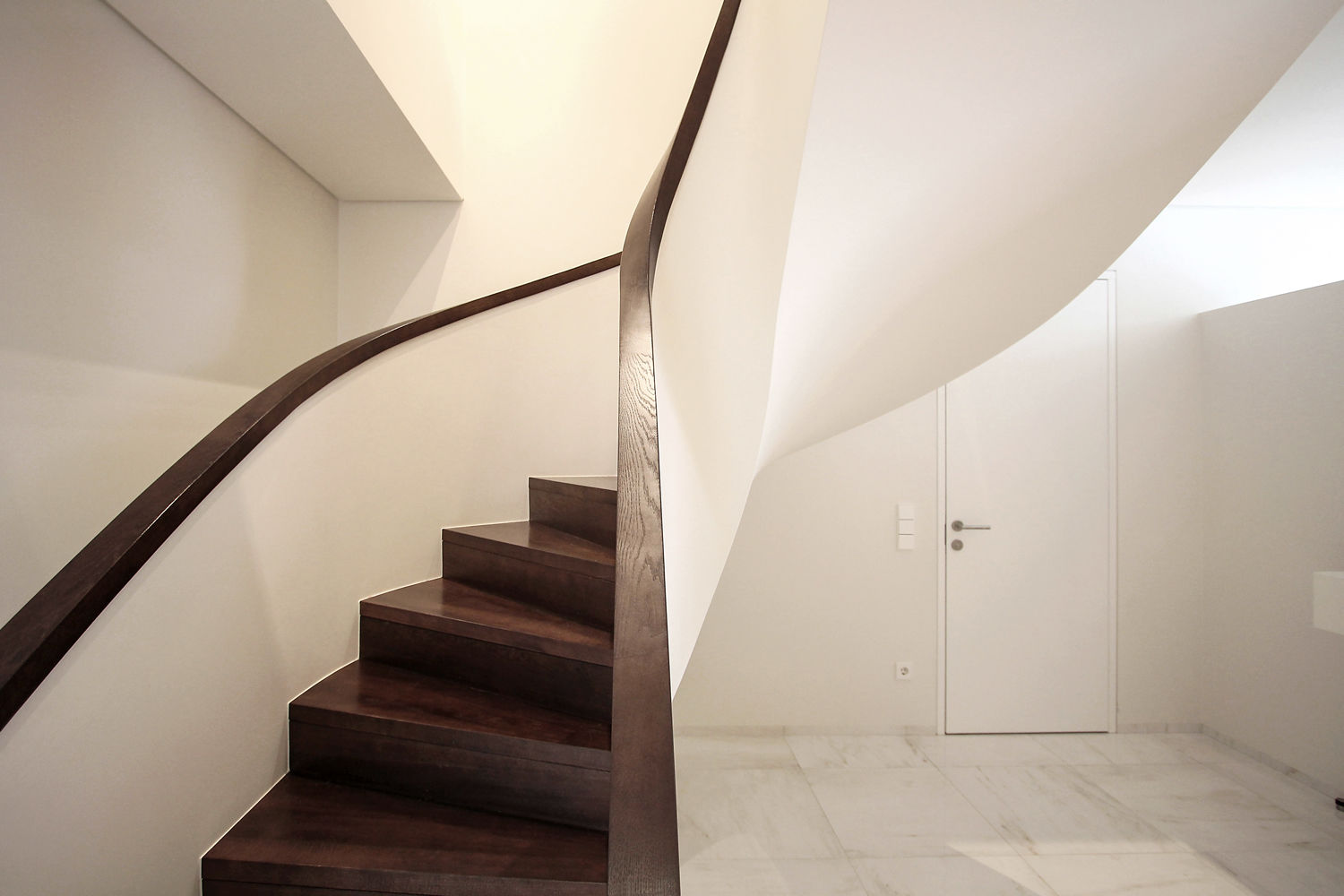 House 02
