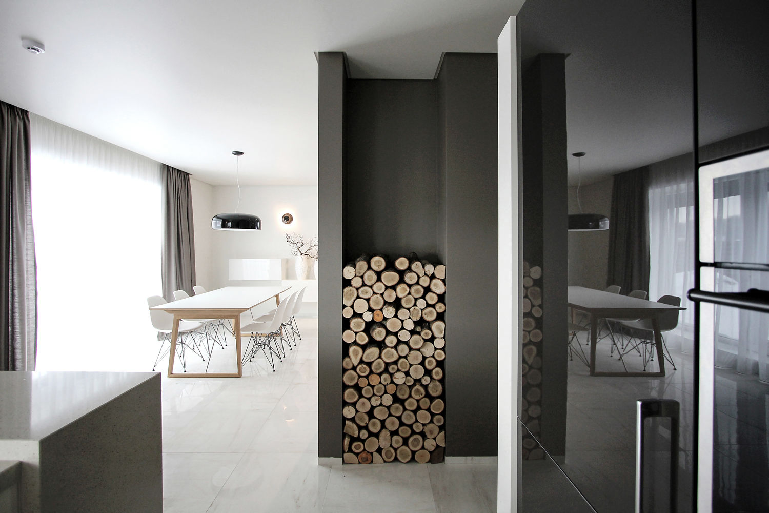 House 02