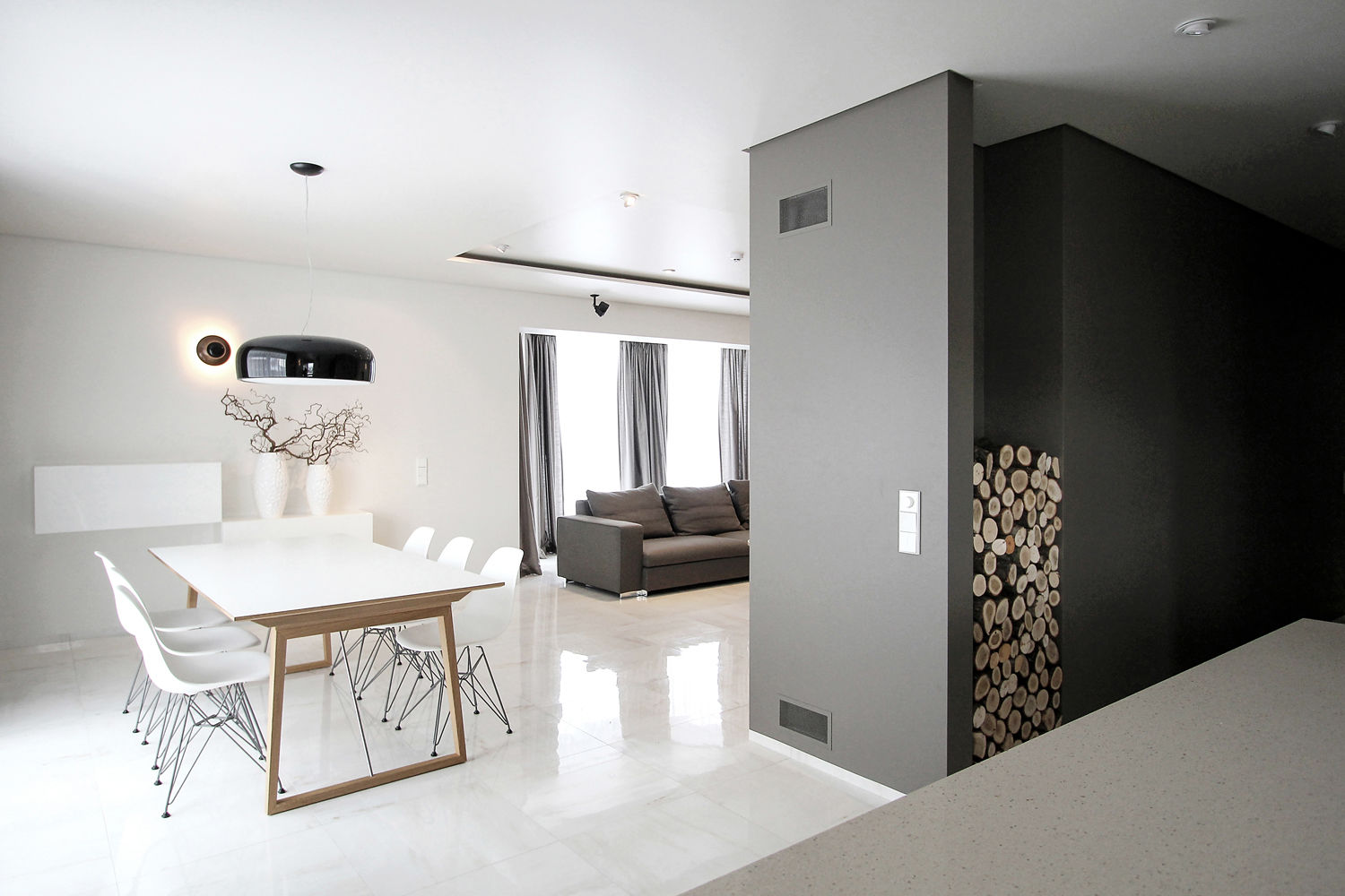 House 02