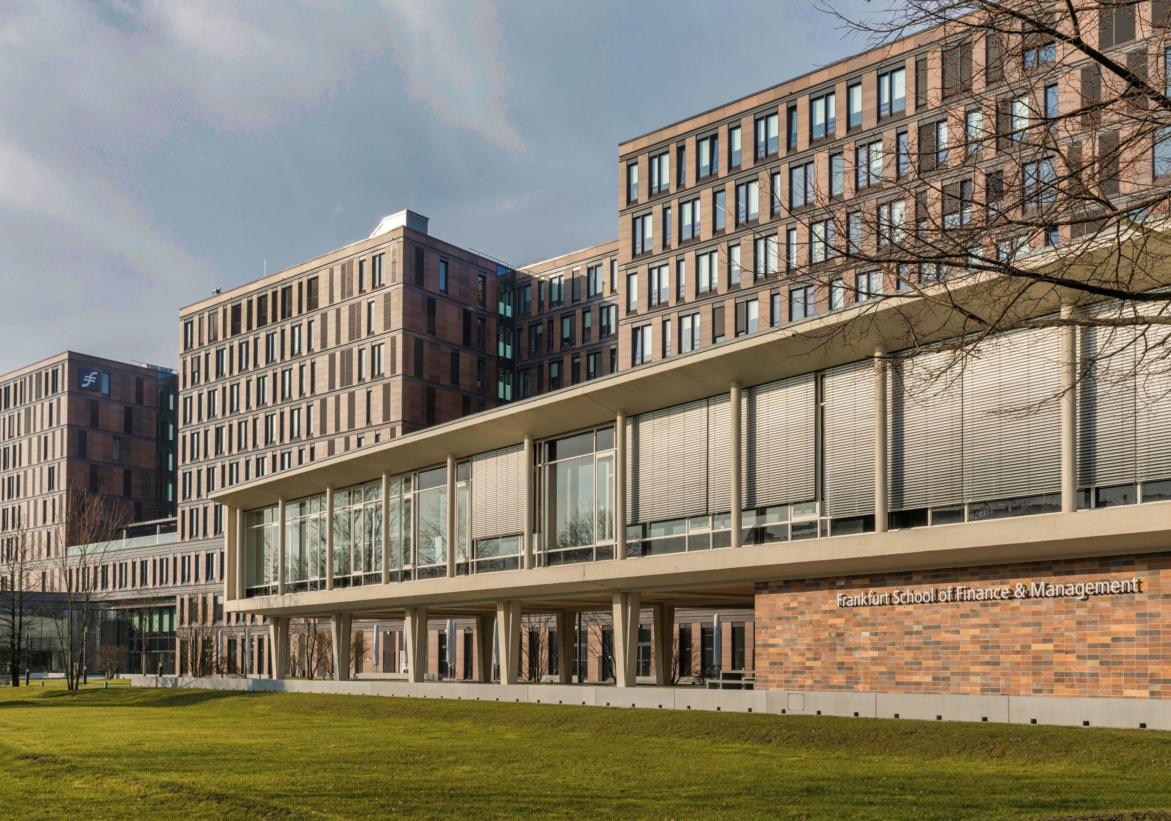 Gallery of Frankfurt School of Finance and Management | Mosa | Media - 2