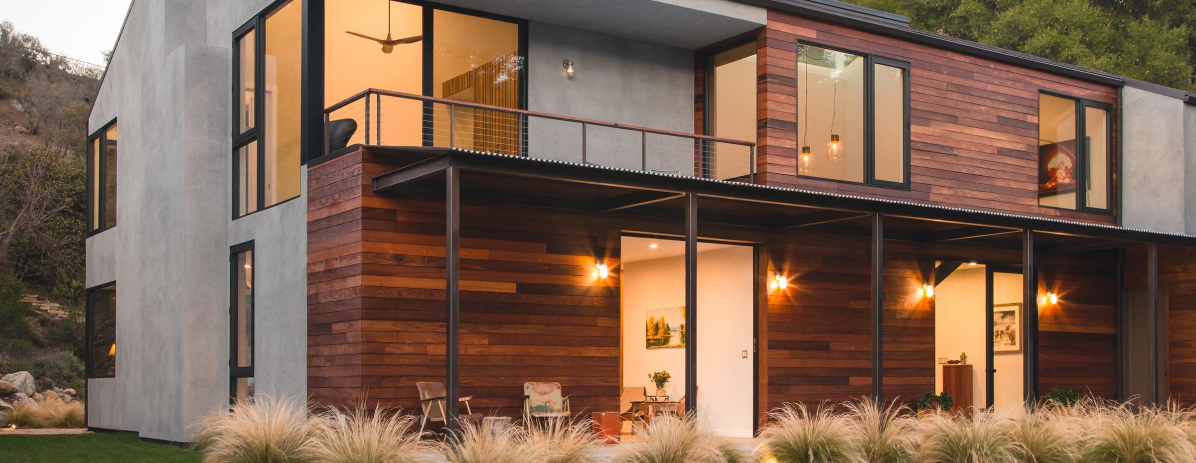 A blend of contemporary and rustic make for an incredibly appealing mix.