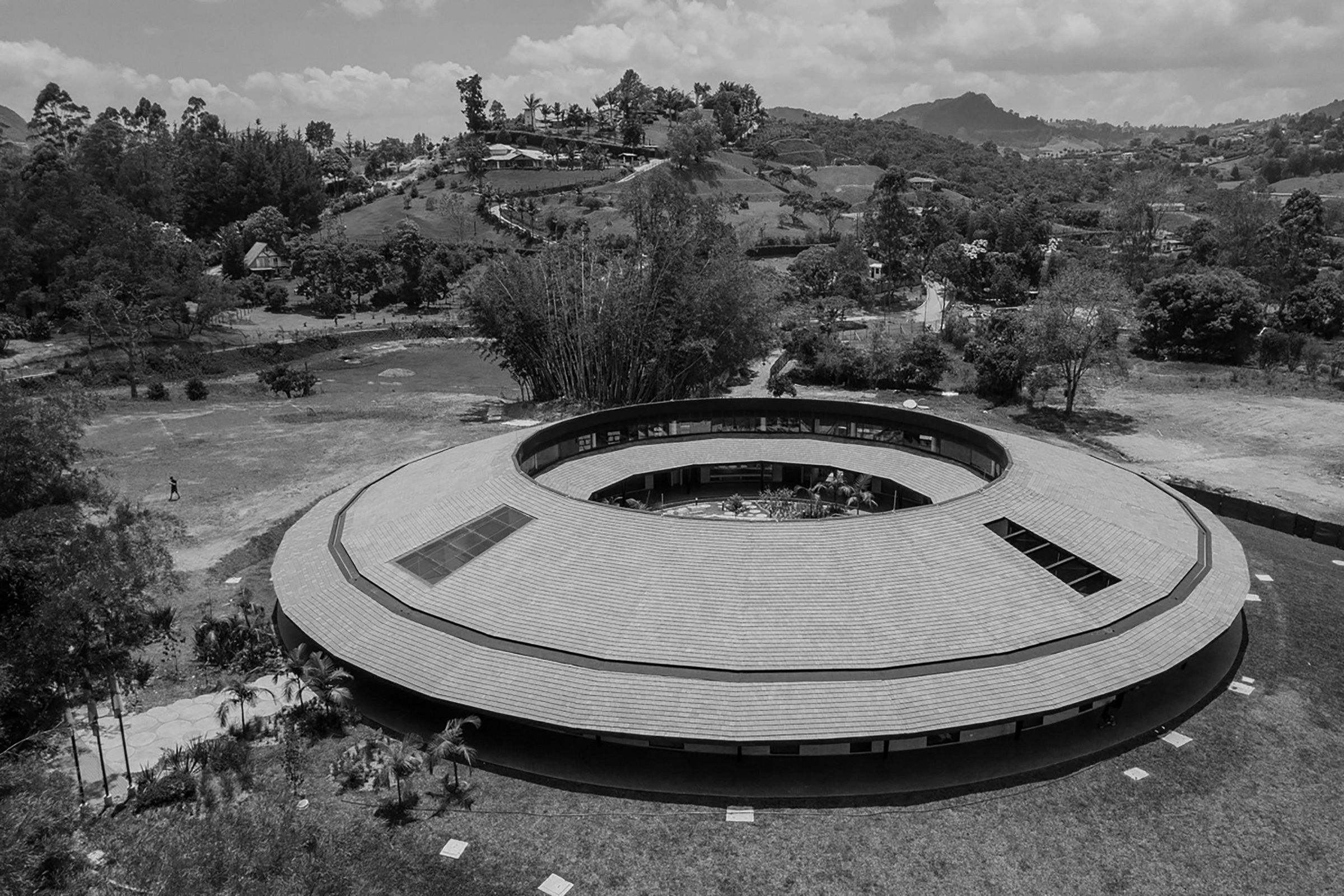 gallery-of-montessori-school-estudio-transversal-media-10