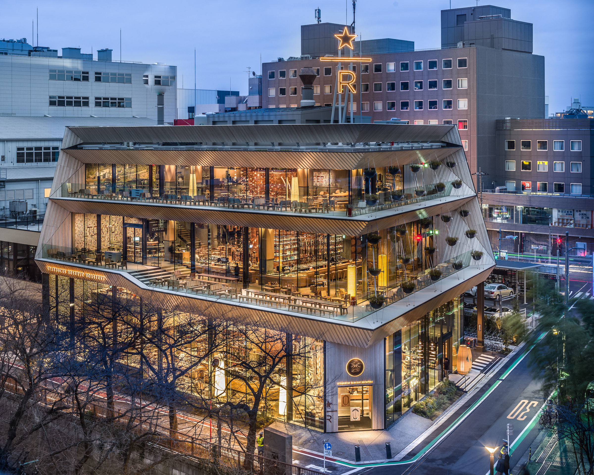 Kengo Kuma completes terraced Starbucks wrapped around a