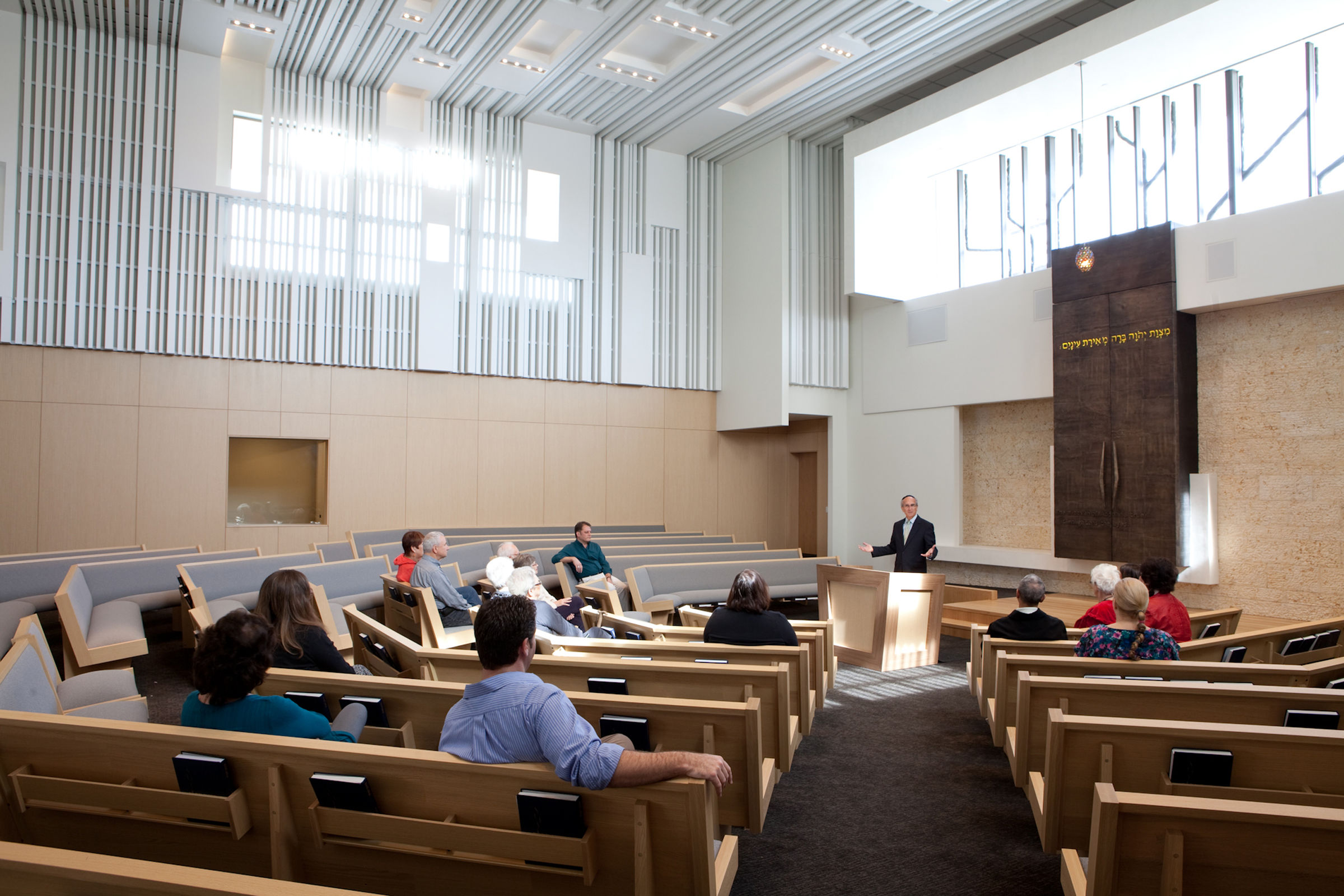 ATA Temple Israel INT Santuary P 24 D Hill.jpg