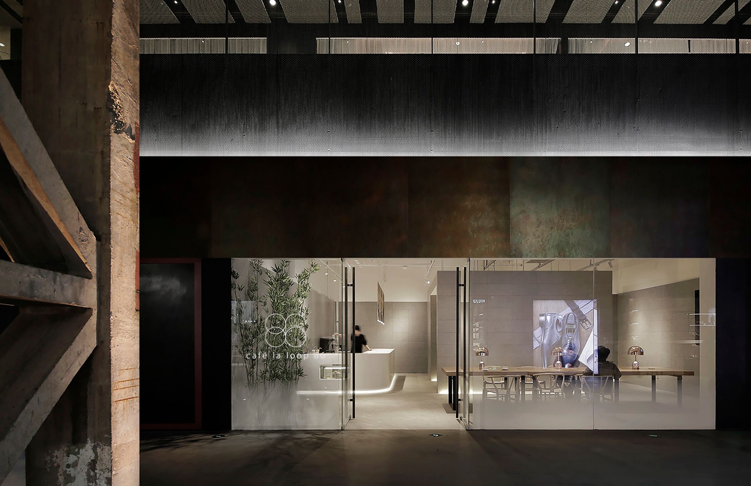 Cafe la Loop 86 & Gallery | Jun Murata | JAM | Archello