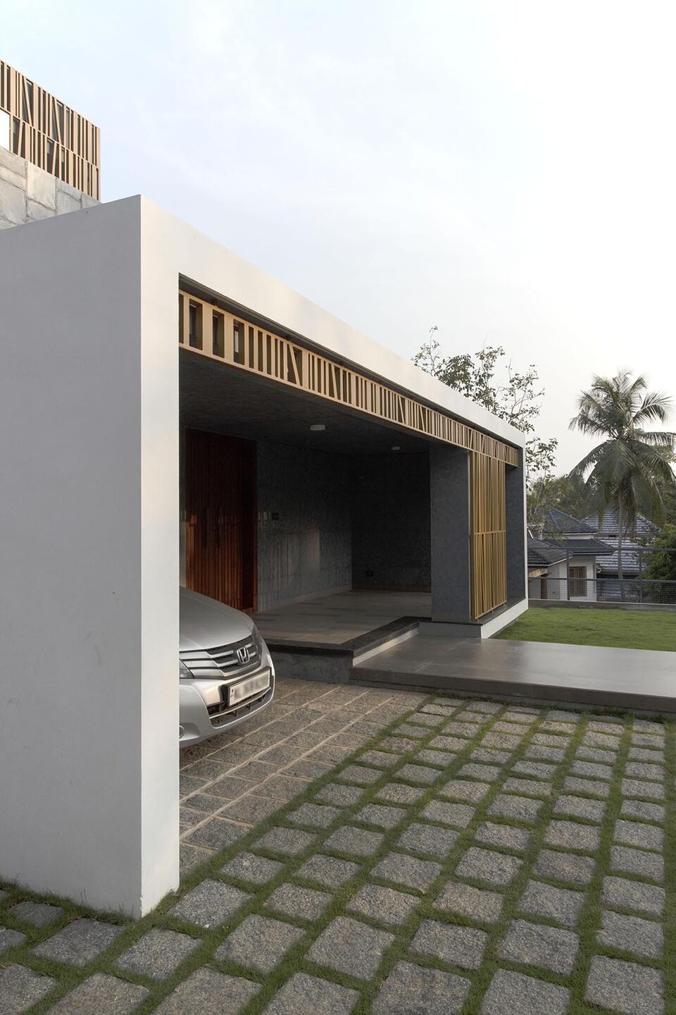 Entry Frame