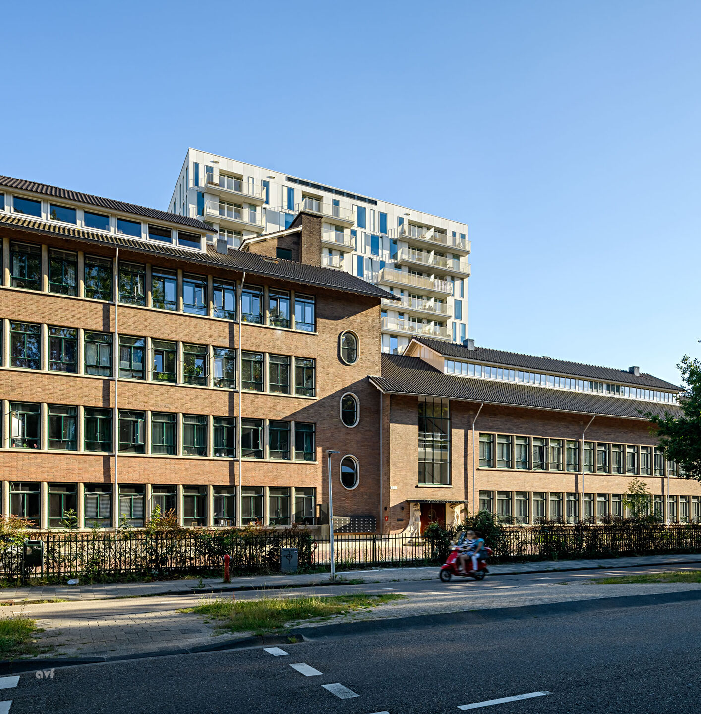 Gorter building at Wassenaarseweg