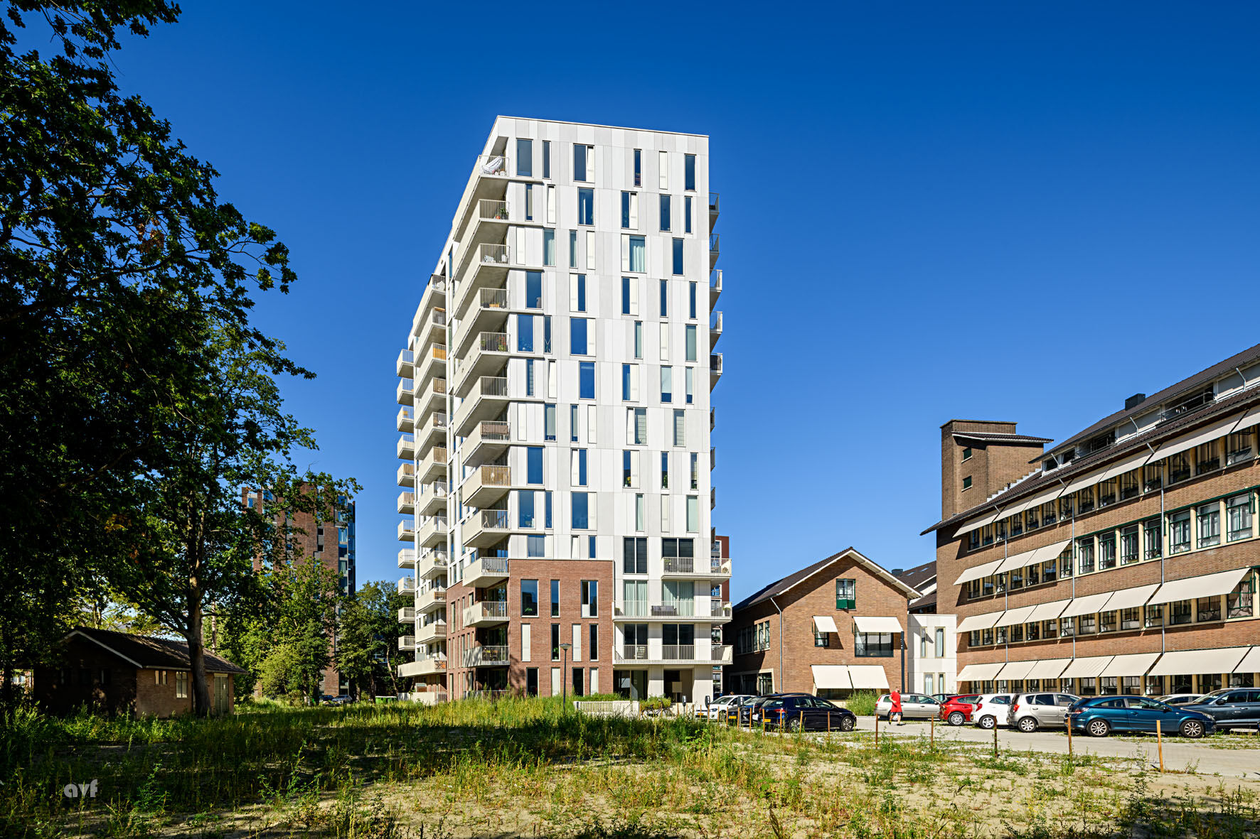 Residential tower I