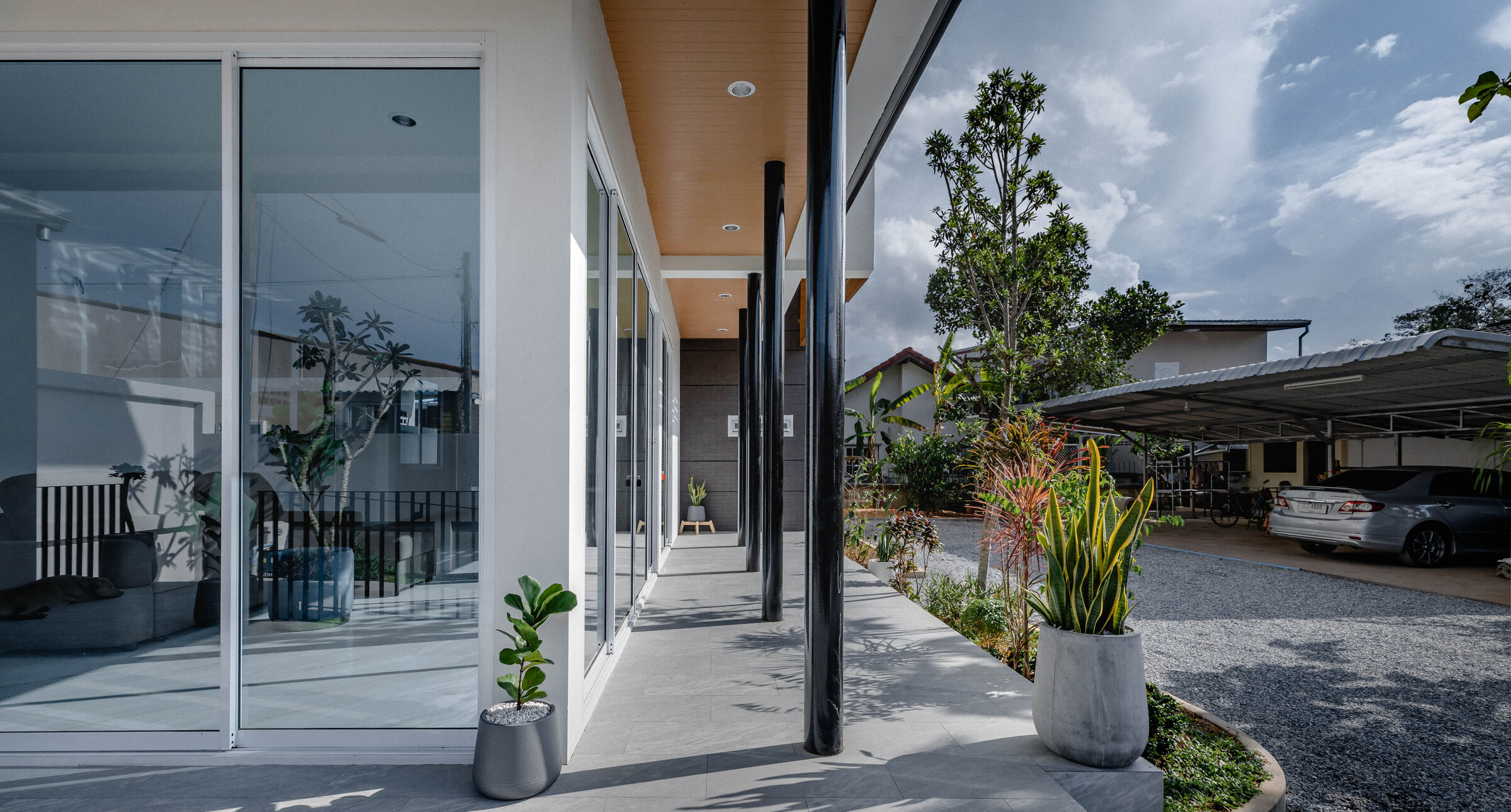 Gallery of SOOK HOUSE Install builder Media 13