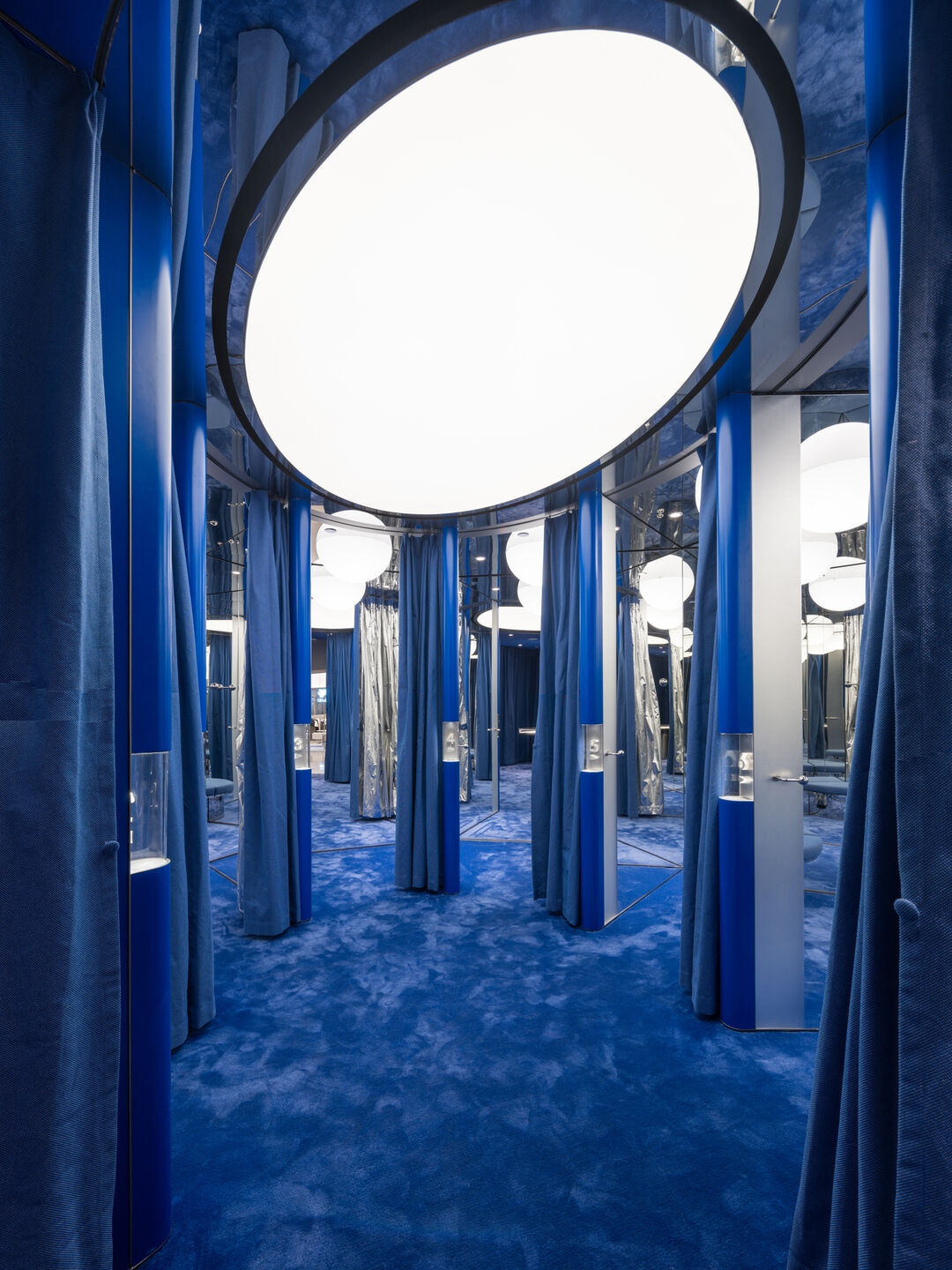 fitting rooms general view fitting rooms general view