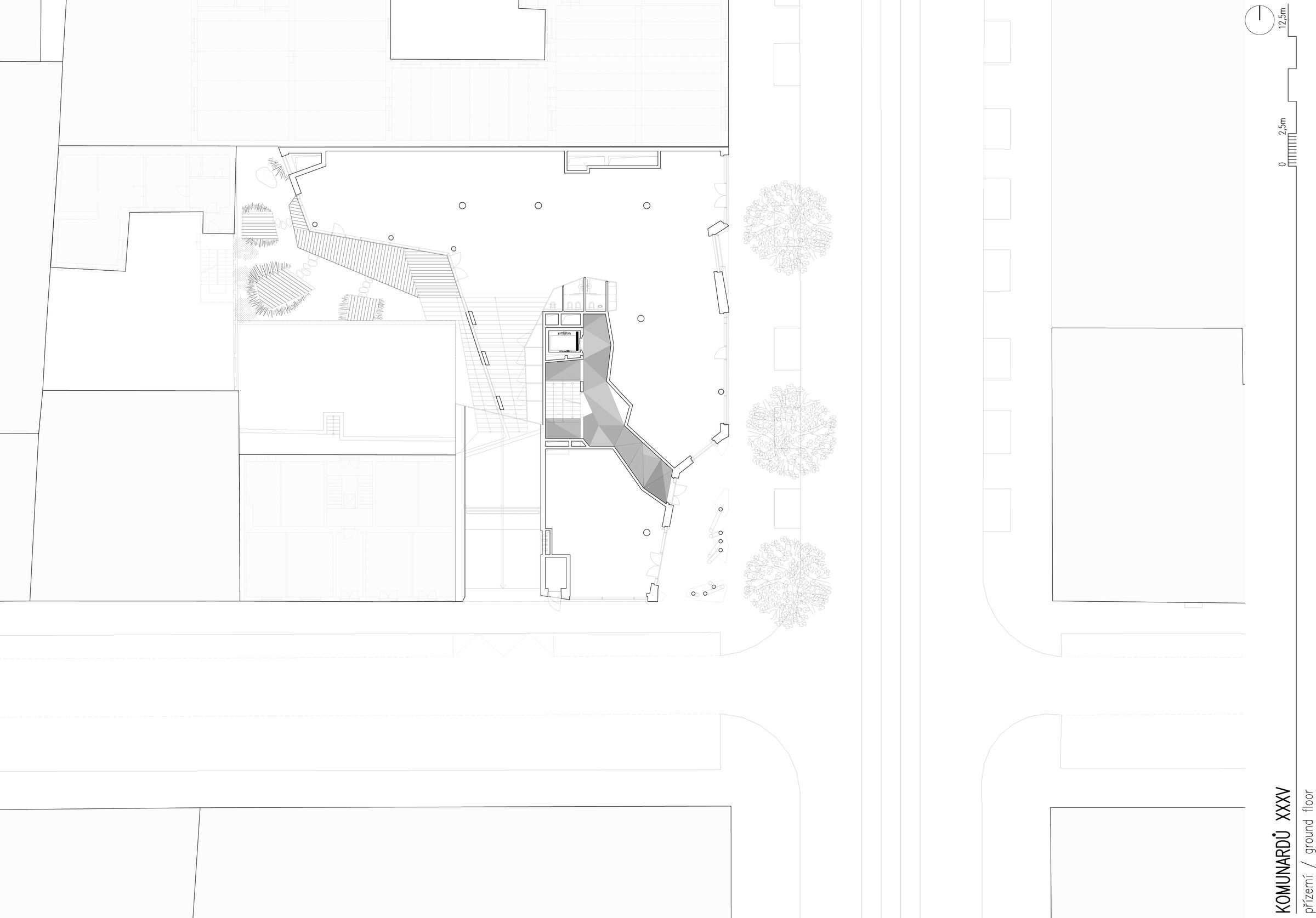 Komunardů XXXV, ground floor