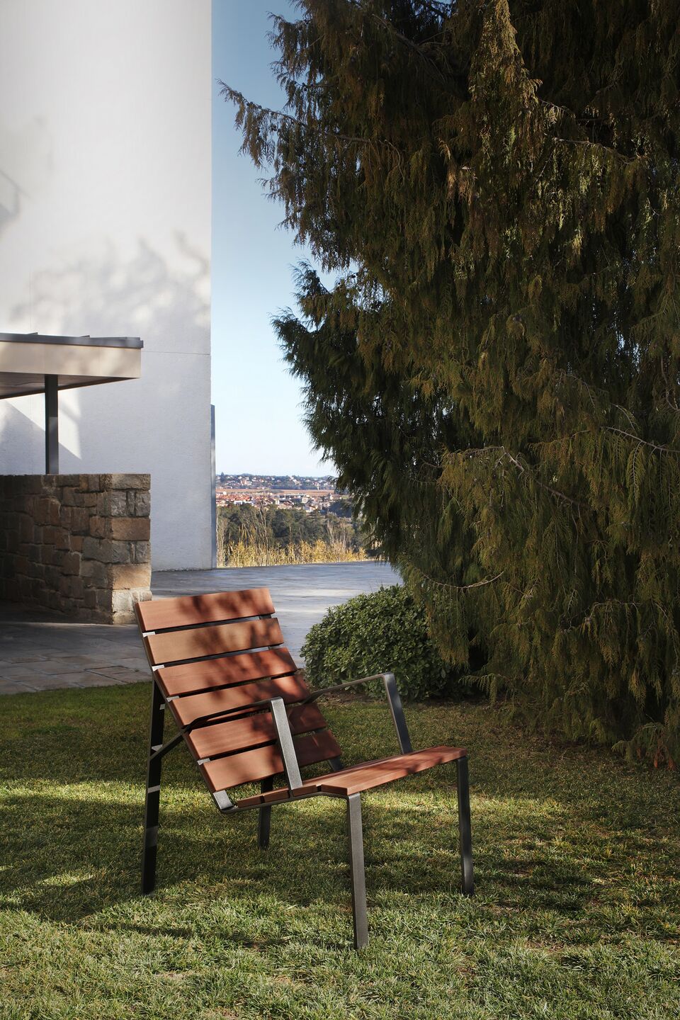 Harpo Lounge Chair per Landscape Forms Archello