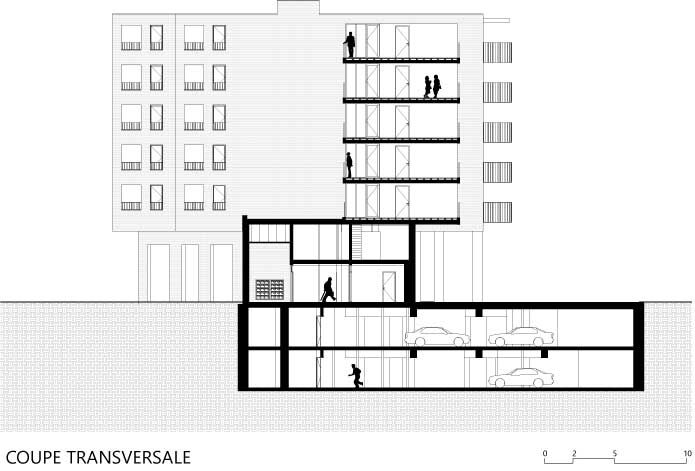 Transversal Cut - Cour Magenta