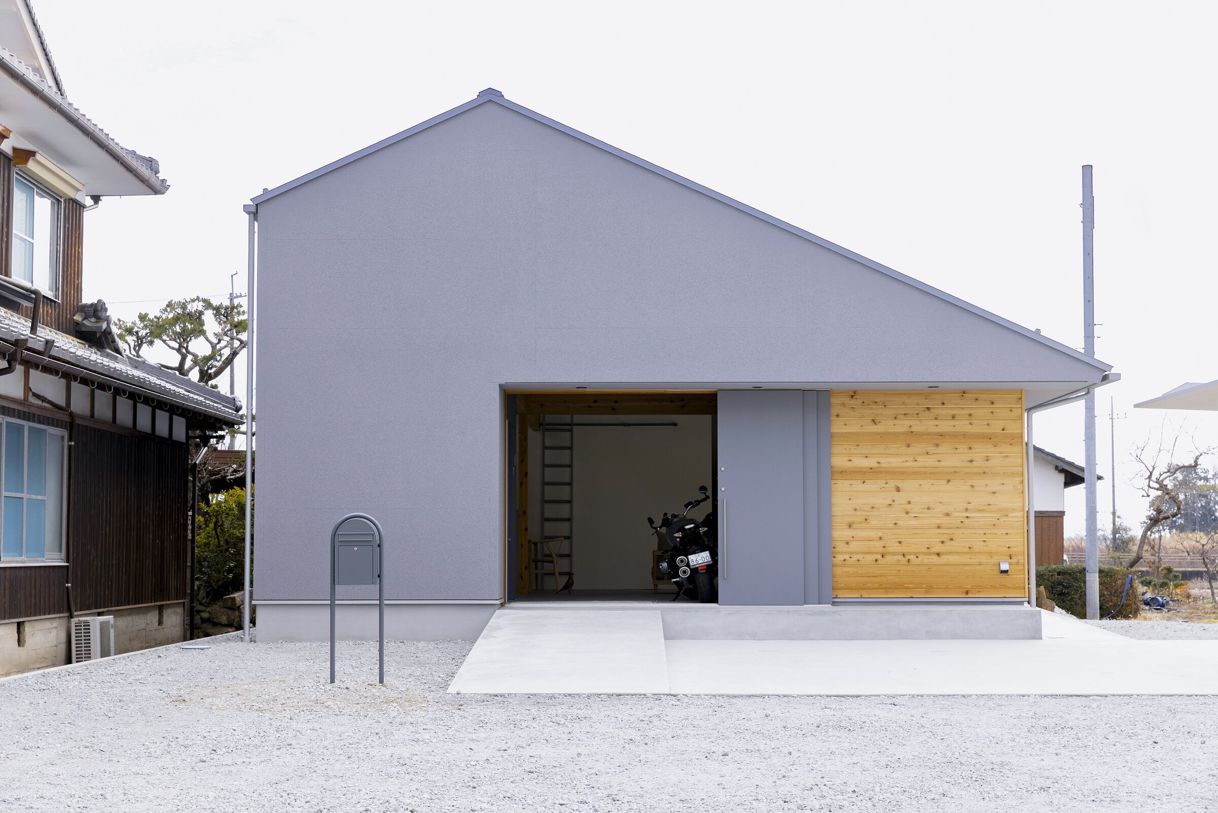 その他 202 Outstanding House Ideas 202 Outstanding City House Ideas: Gutierrez Cuoto, Manel