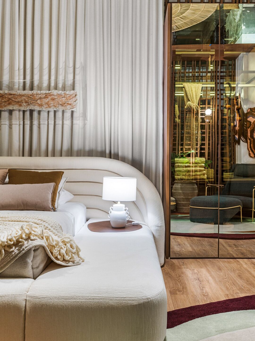 'Mirror of Soul' at Casacor SP 2022