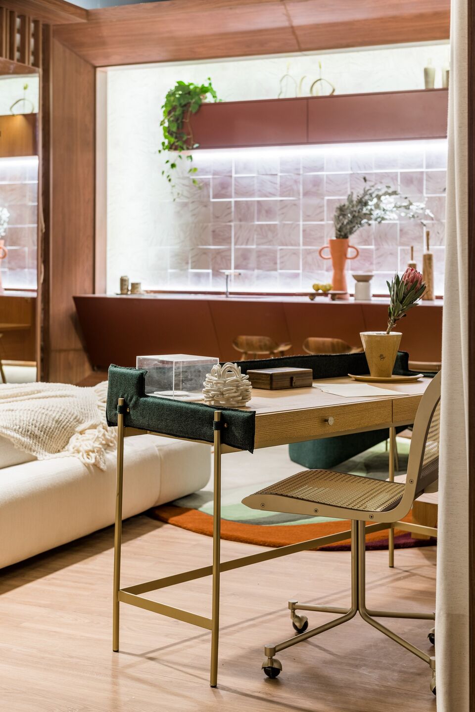 'Mirror of Soul' at Casacor SP 2022