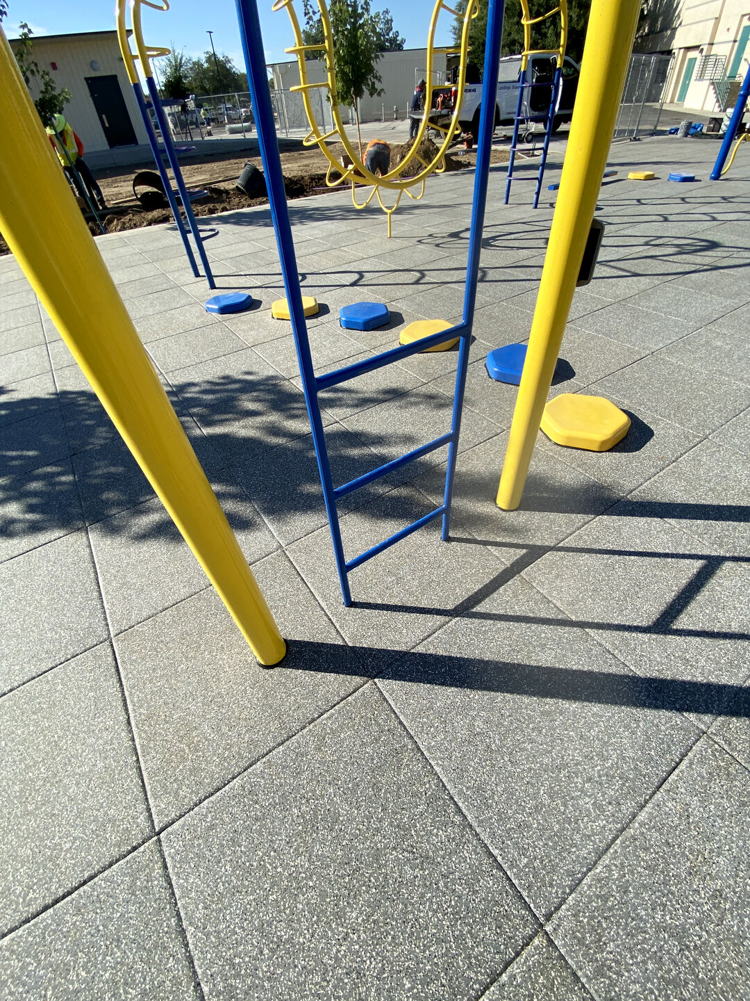 duraSAFE® Rubber Playground Tiles