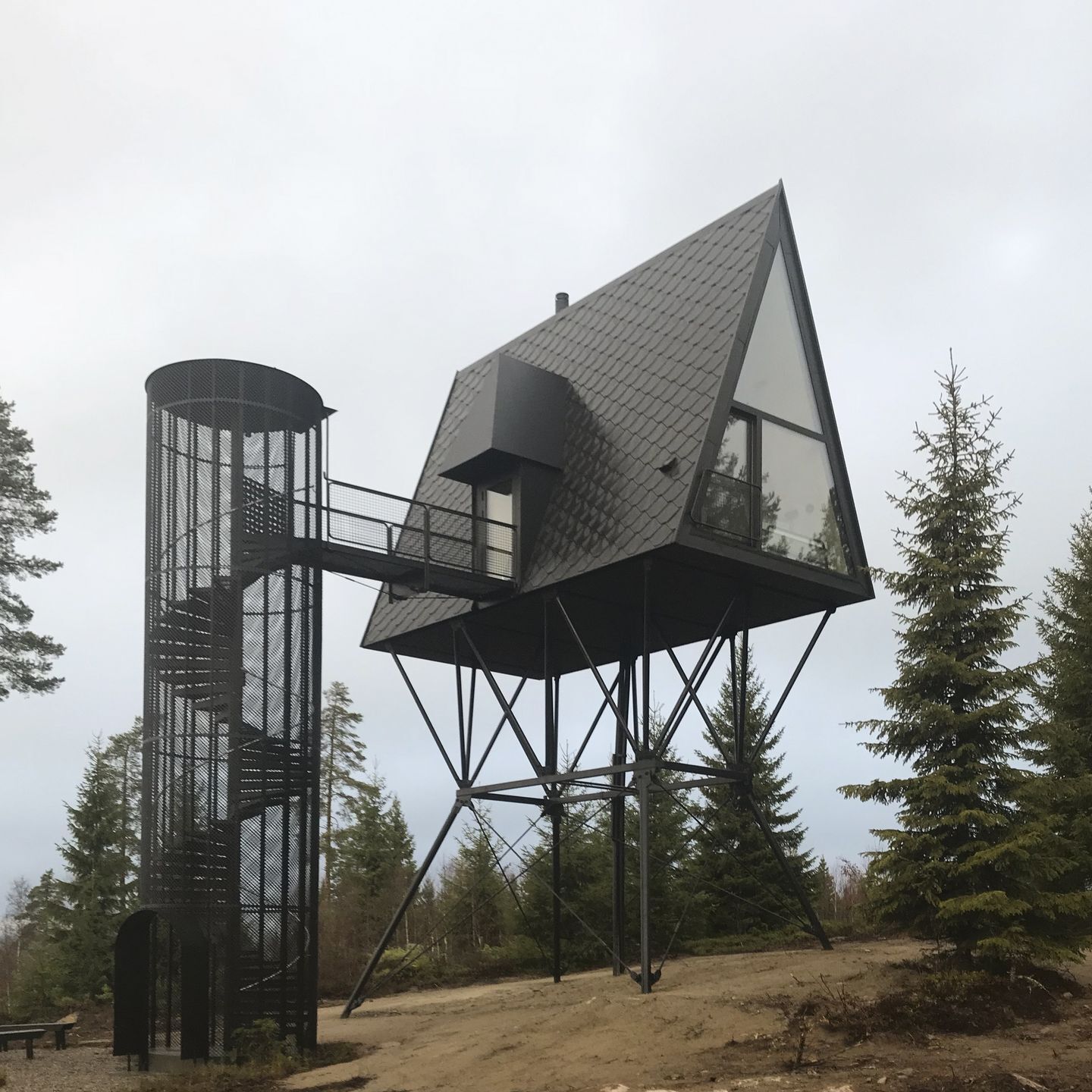 PAN-cabins by Espen Surnevik as