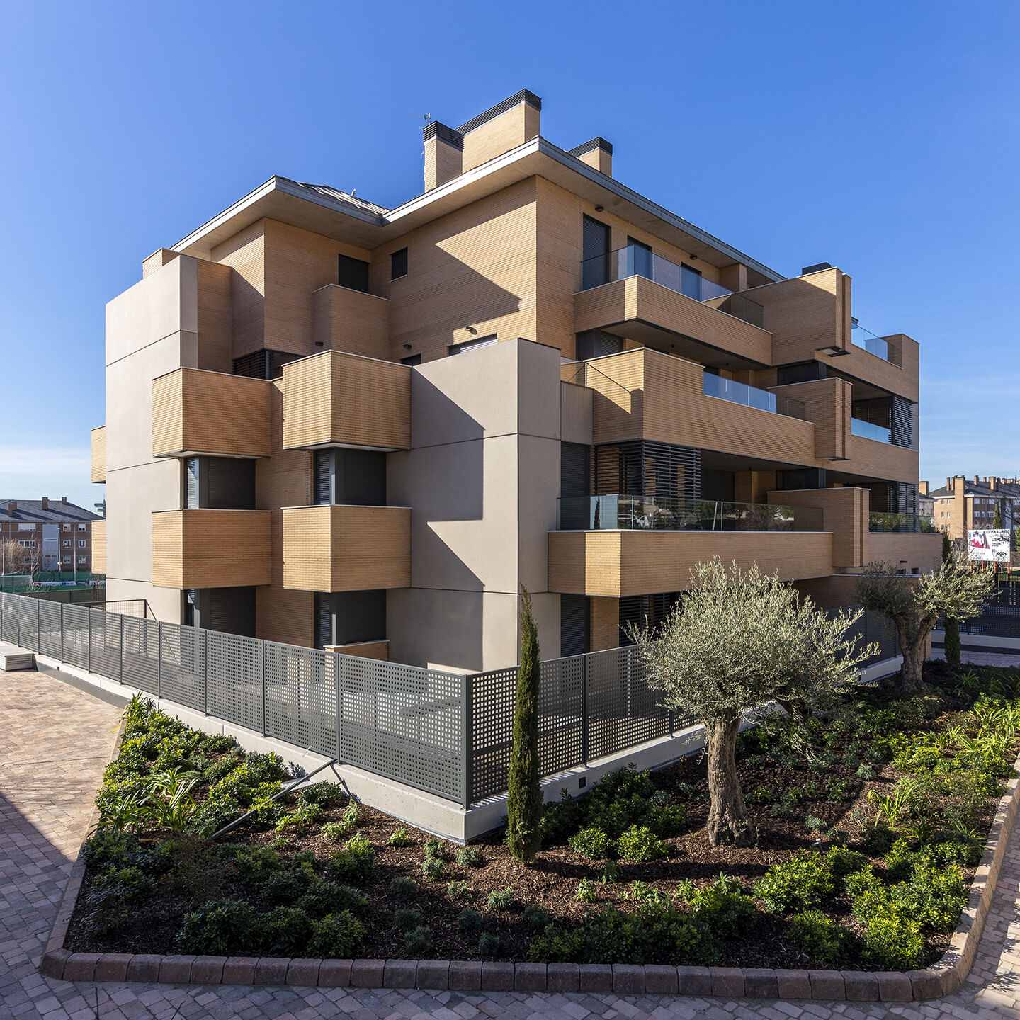 Gallery of QIAN Residential Complex | Estudio Lamela | Media - 6