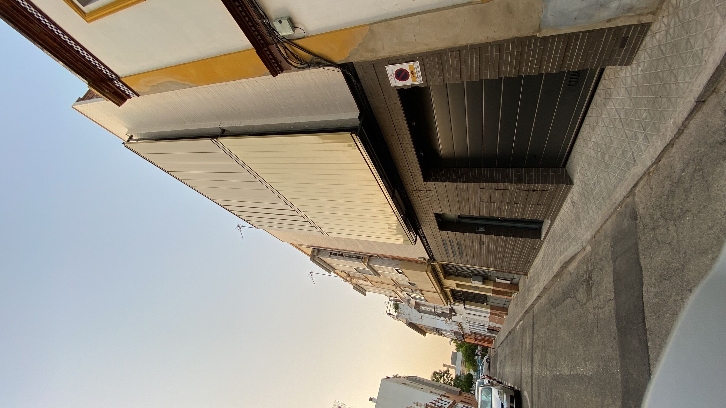 faq-arquitectura-casa-gs-casas-privadas-archello.1681301129.2277.jpg (1350&times;2400)