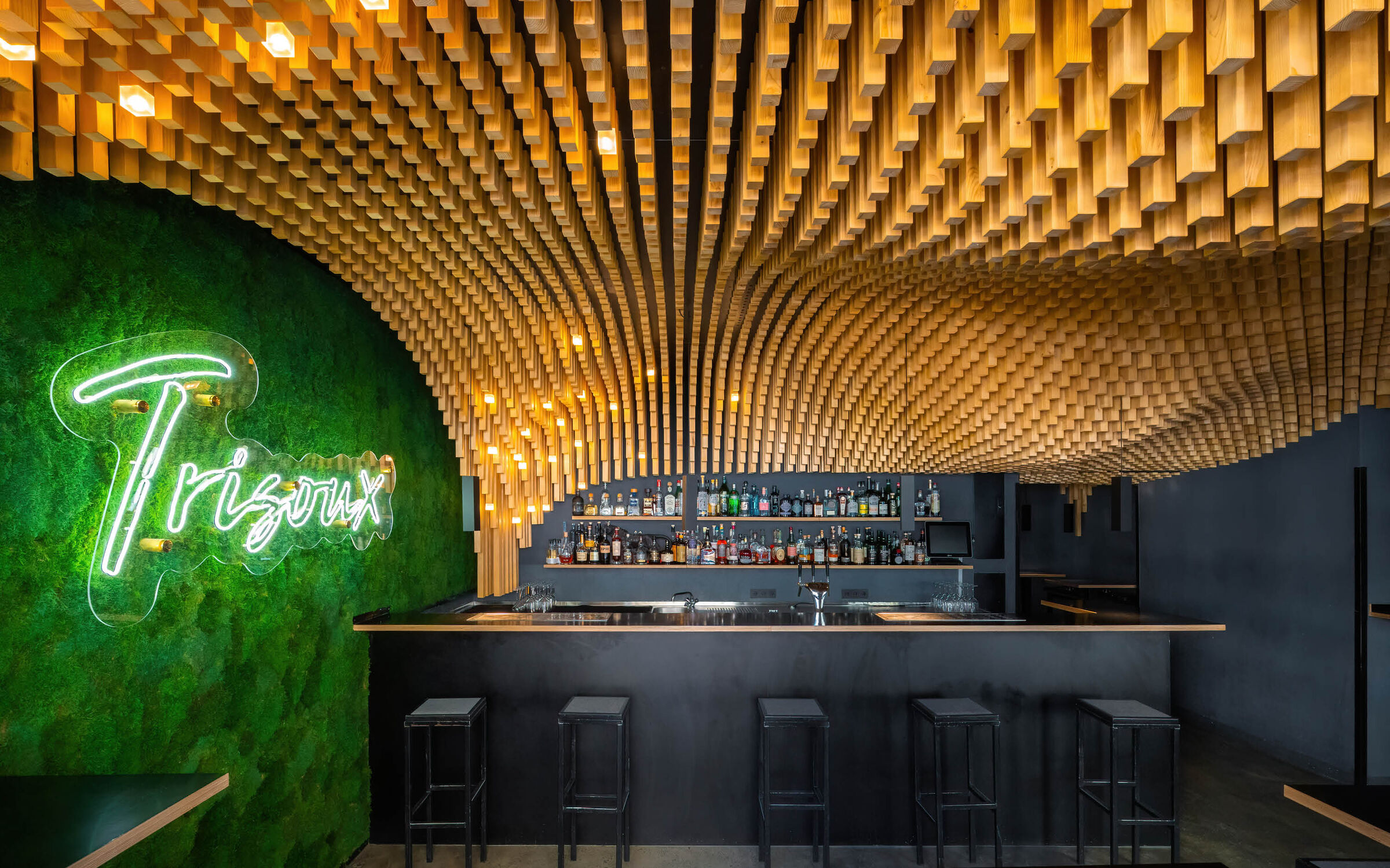 Trisoux Bar