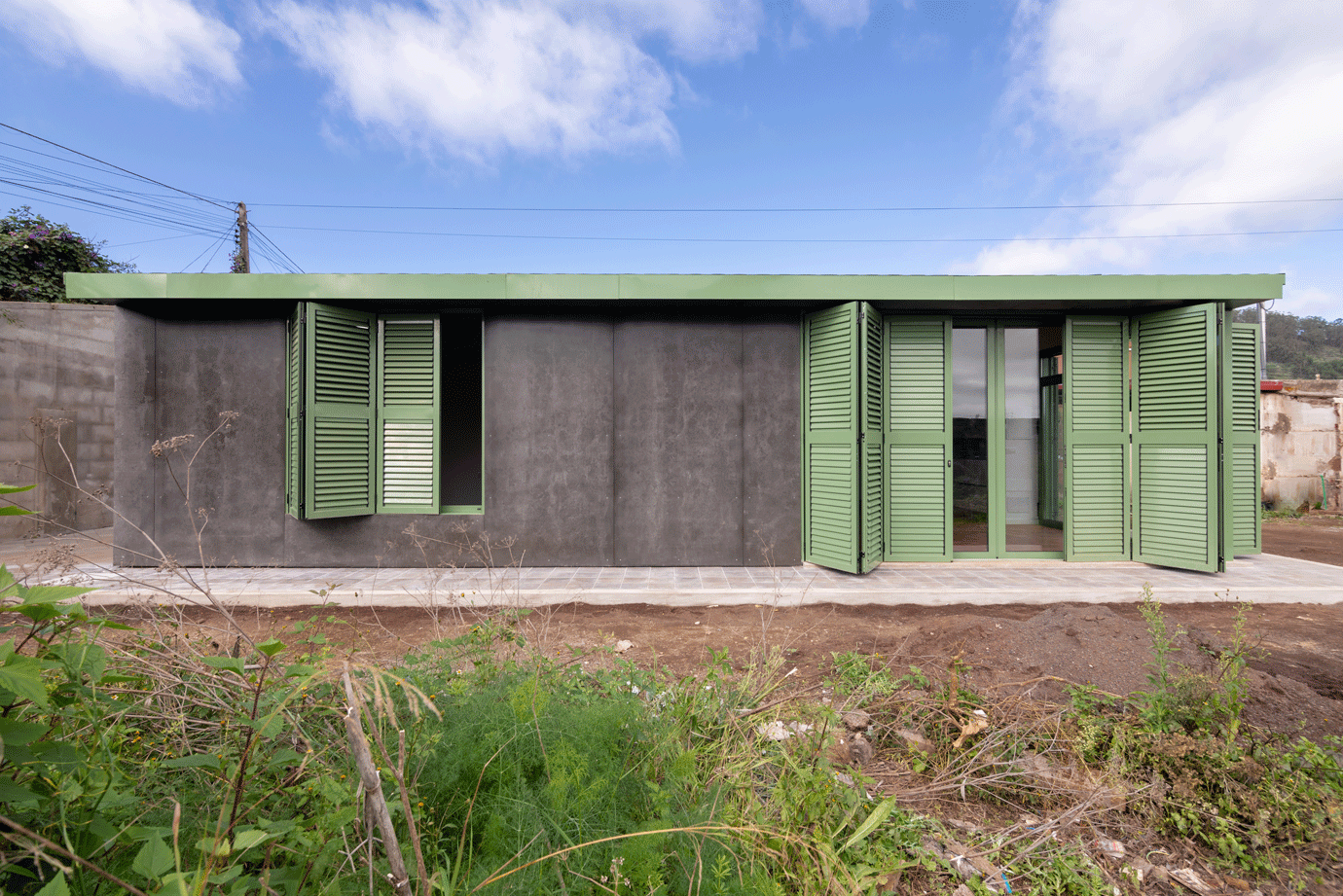 WAREHOUSE HOME CONVERSION side facade