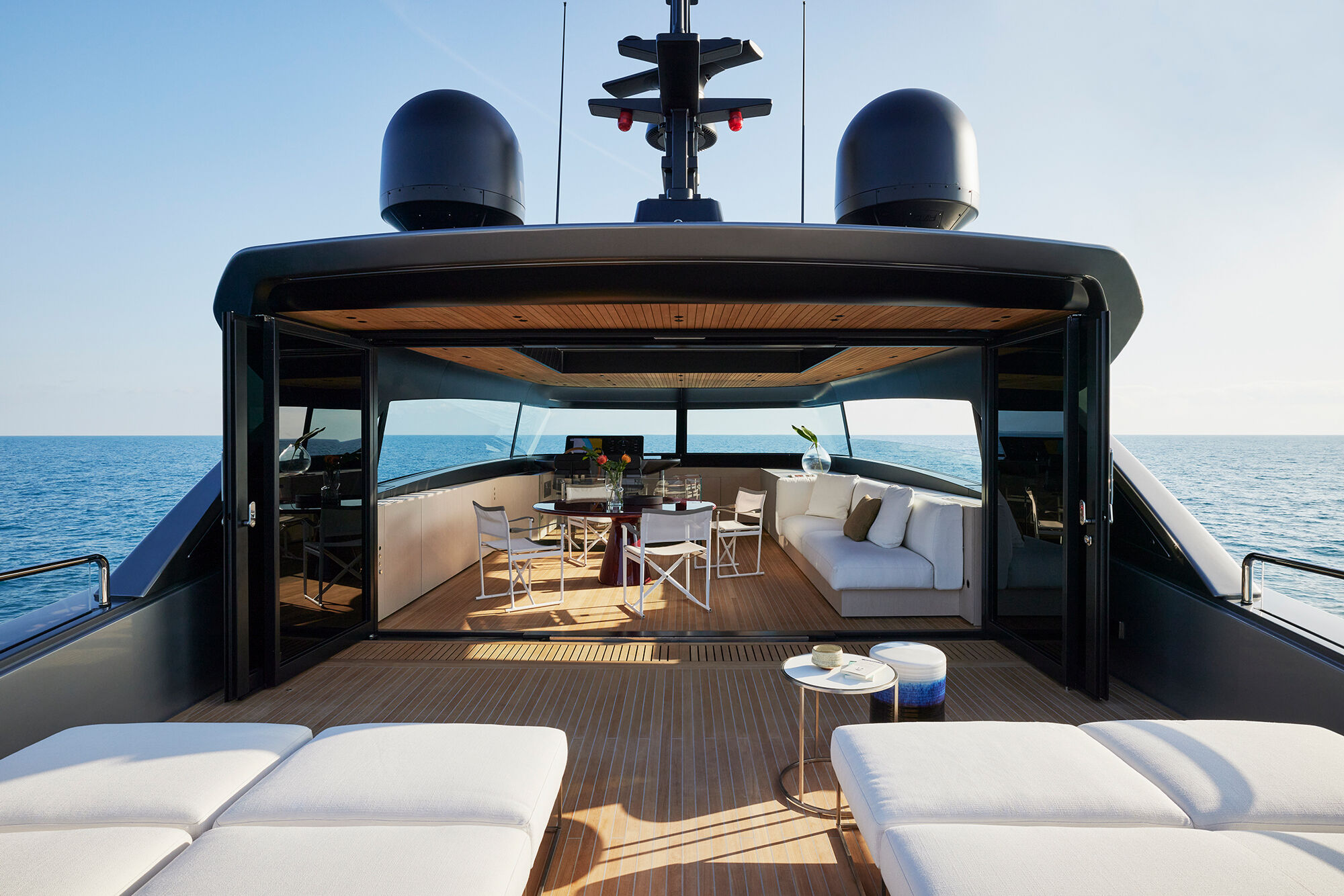 Sanlorenzo SX100 | Lissoni & Partners | Archello