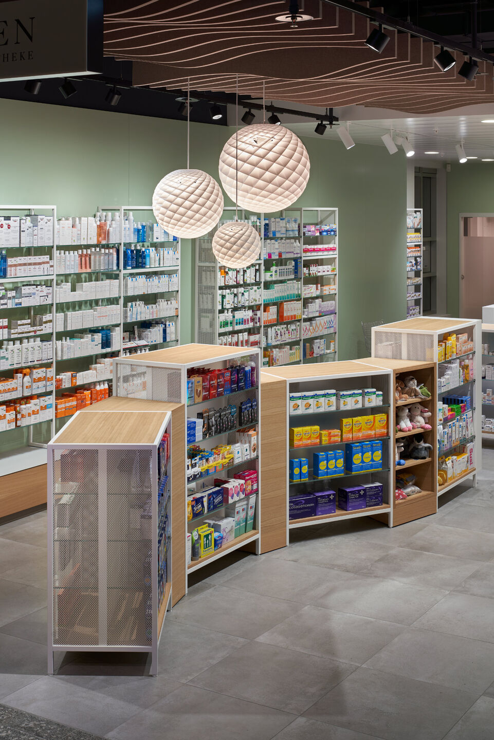 Modular shelving