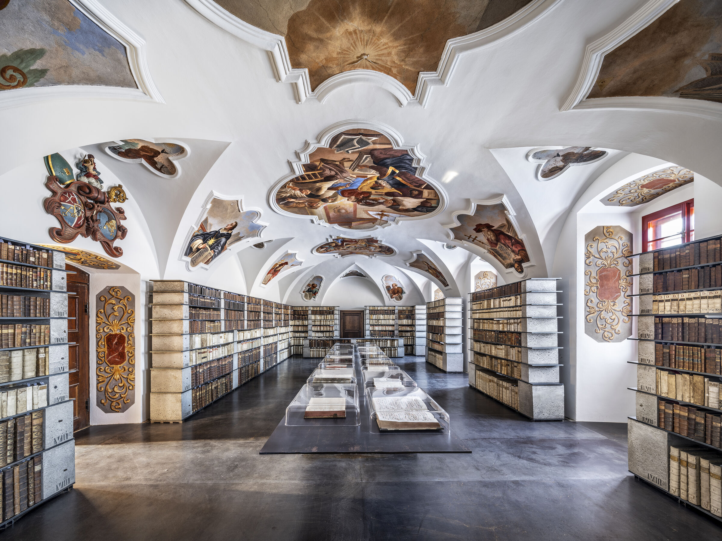 洋書 The Atrium Library of Architecture Today Library in the monastery Želiv | ŠÉPKA ARCHITEKTI | Archello