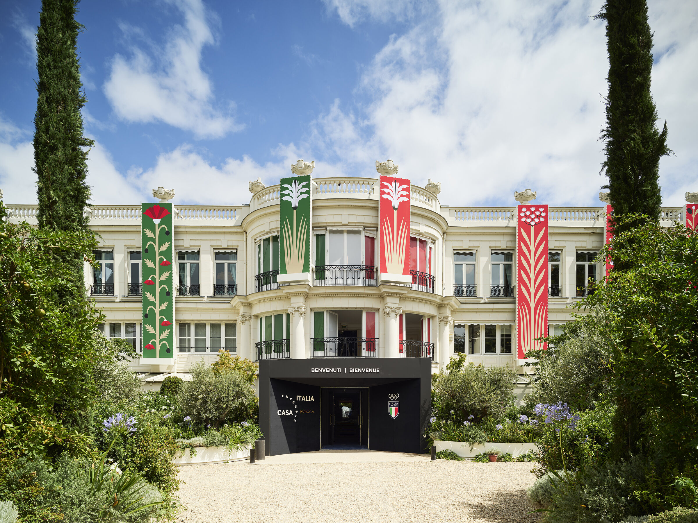 €89k ~ Elegant Star Vault Home in Historic Center (215m² 3bd/3ba), image size:2400x1800