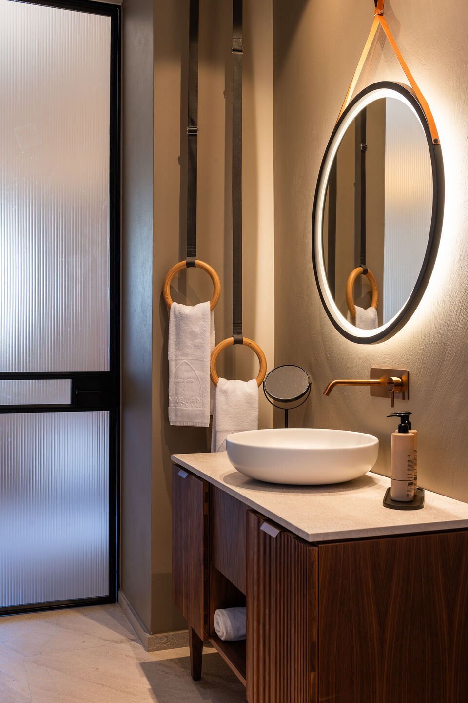 Suite 10