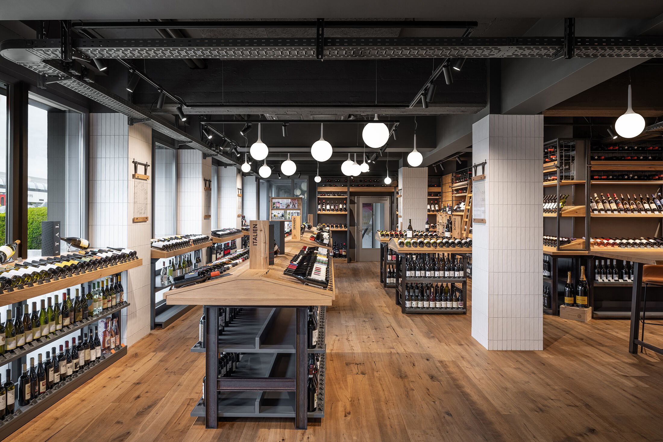 A wine shop made of modular space