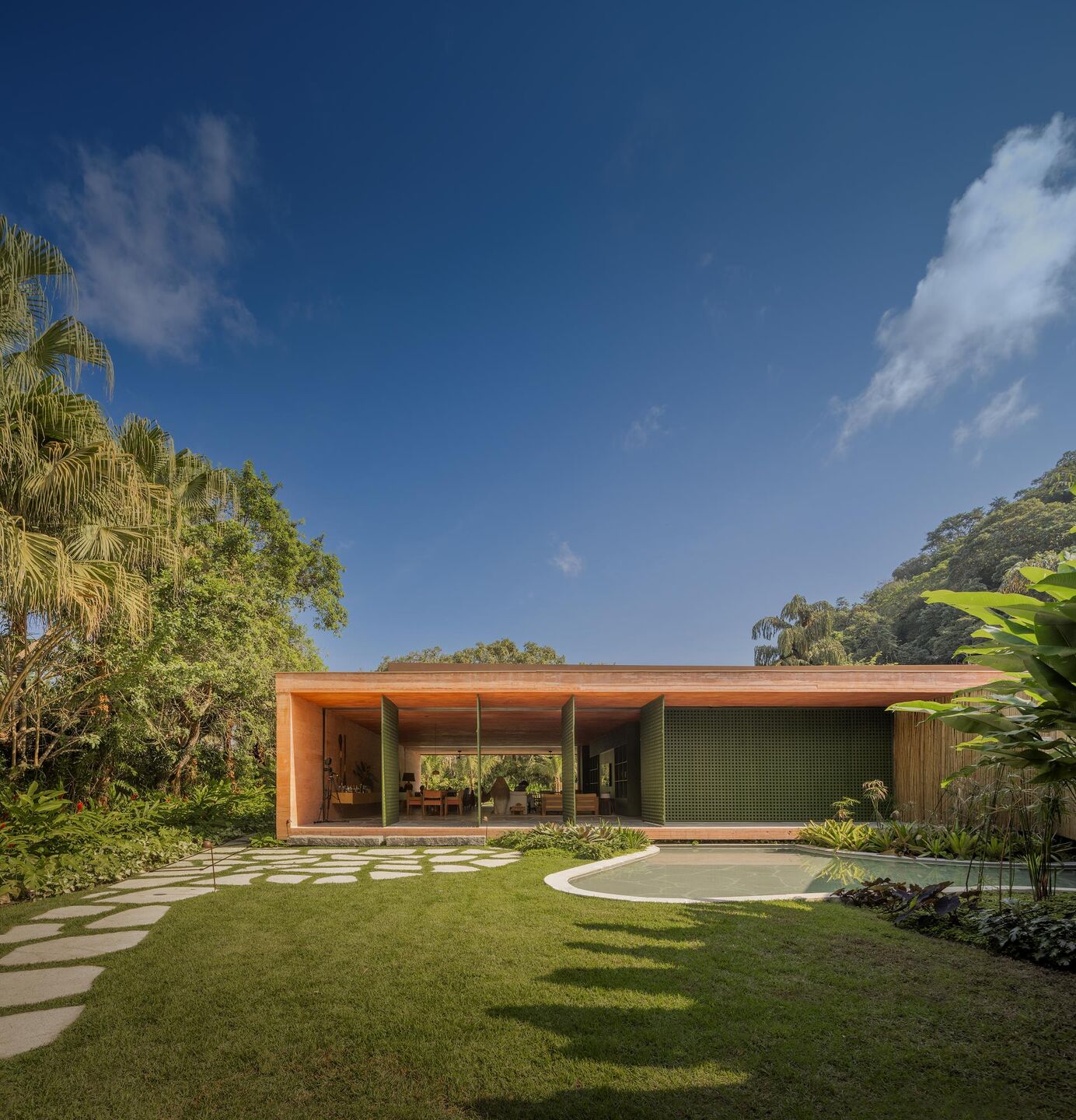 laranjeiras house | mf+arquitetos | Archello