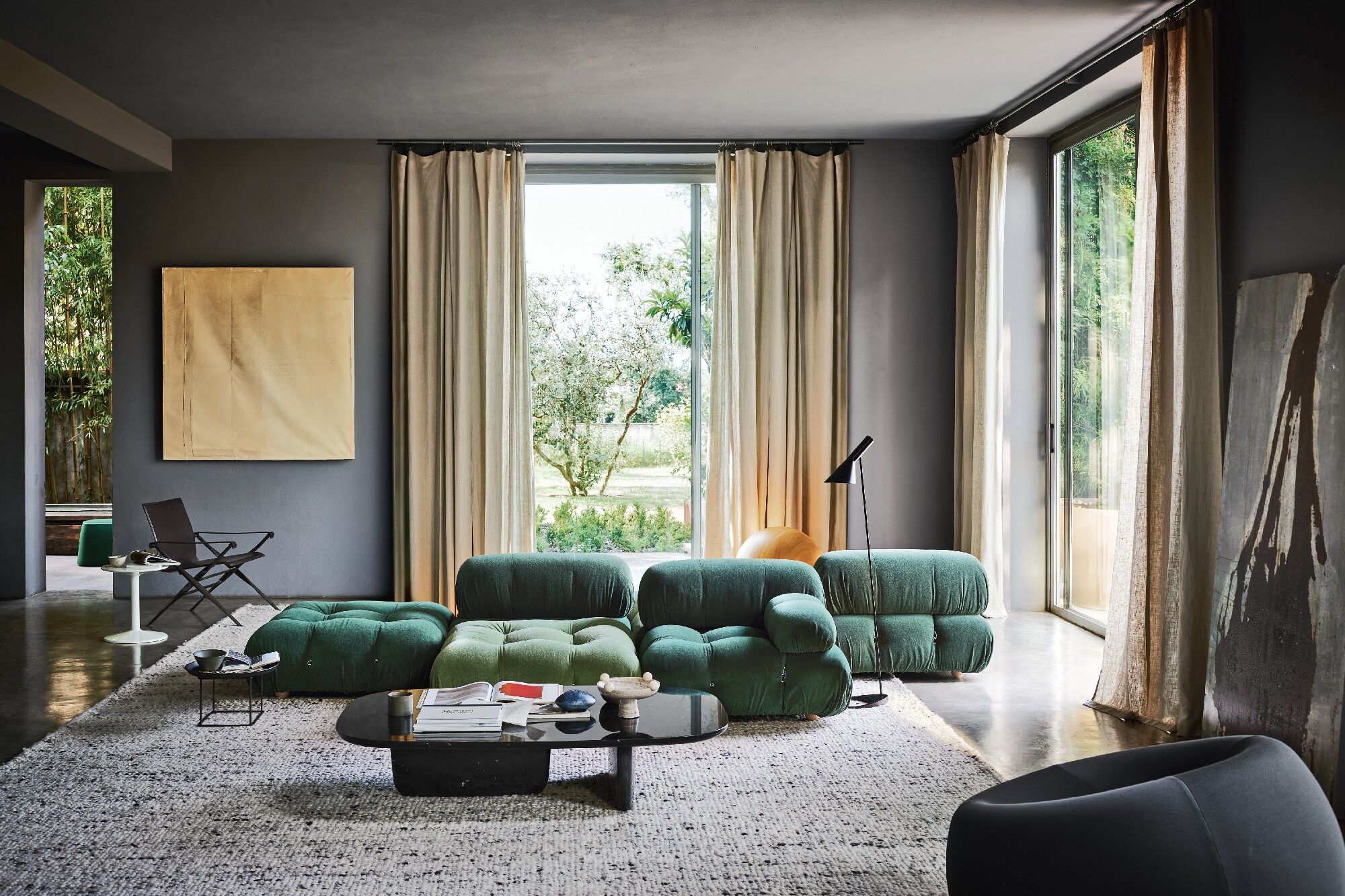 B&B Italia による Camaleonda | Archello