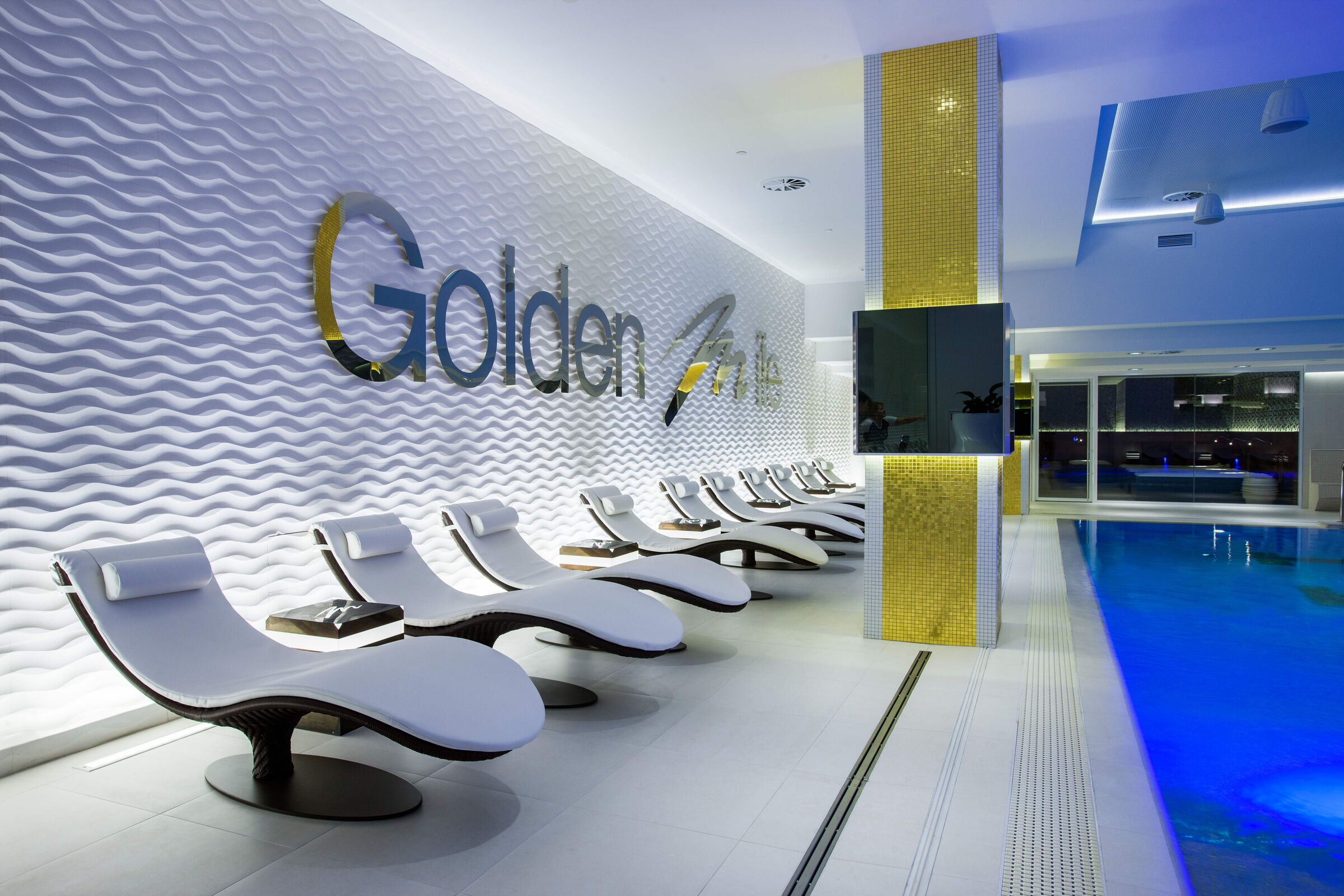 Studio D73 interior design for Golden Mile - Moscow