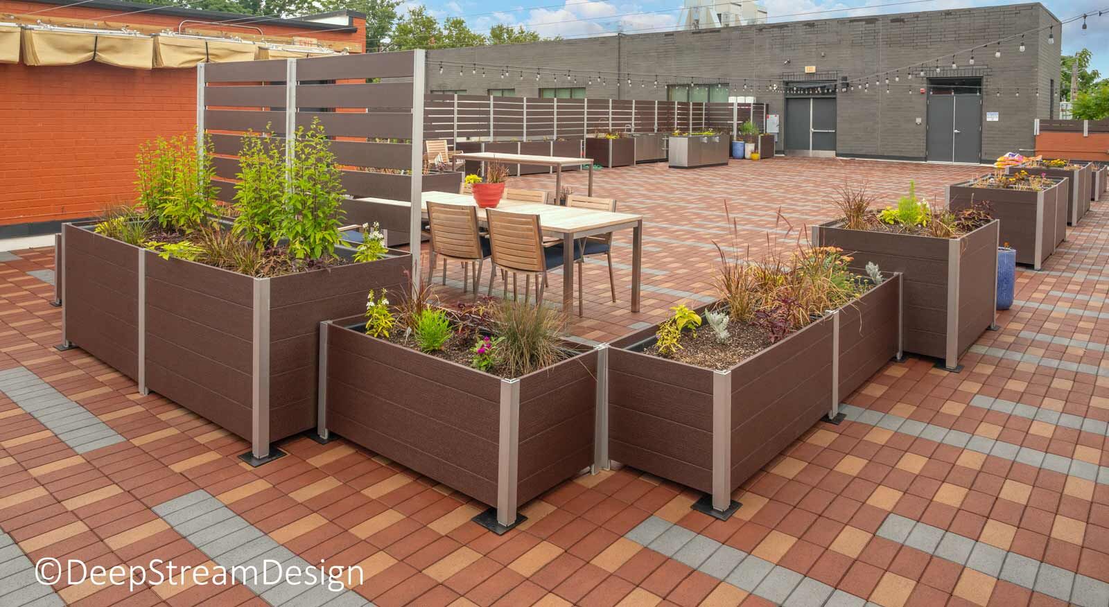 Roof garden creates space for community development