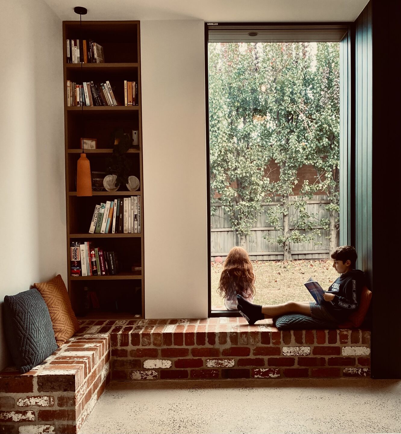 Interior_Window Seat